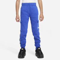 Nike Sportswear Repeat
