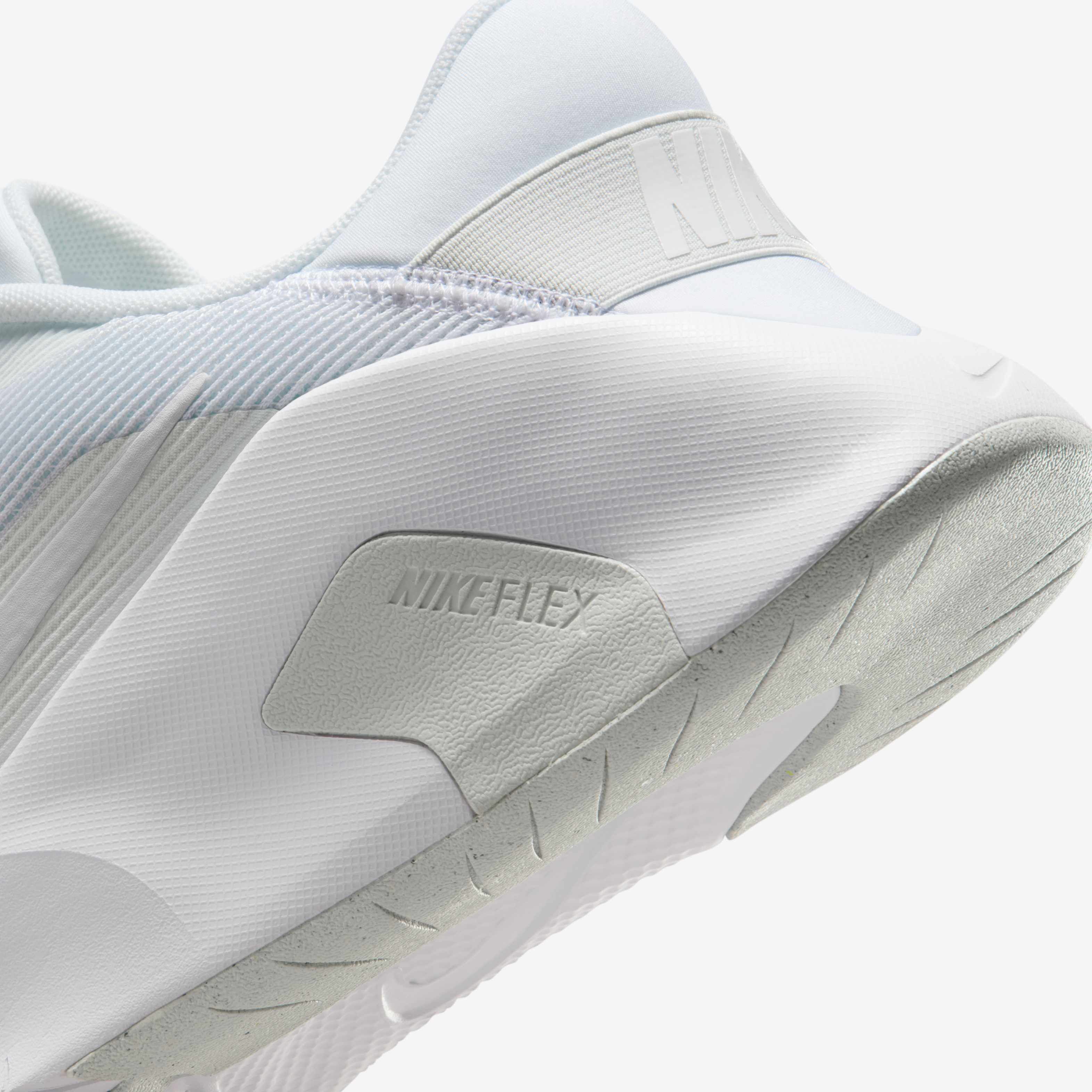 Nike Flex Train image number 7