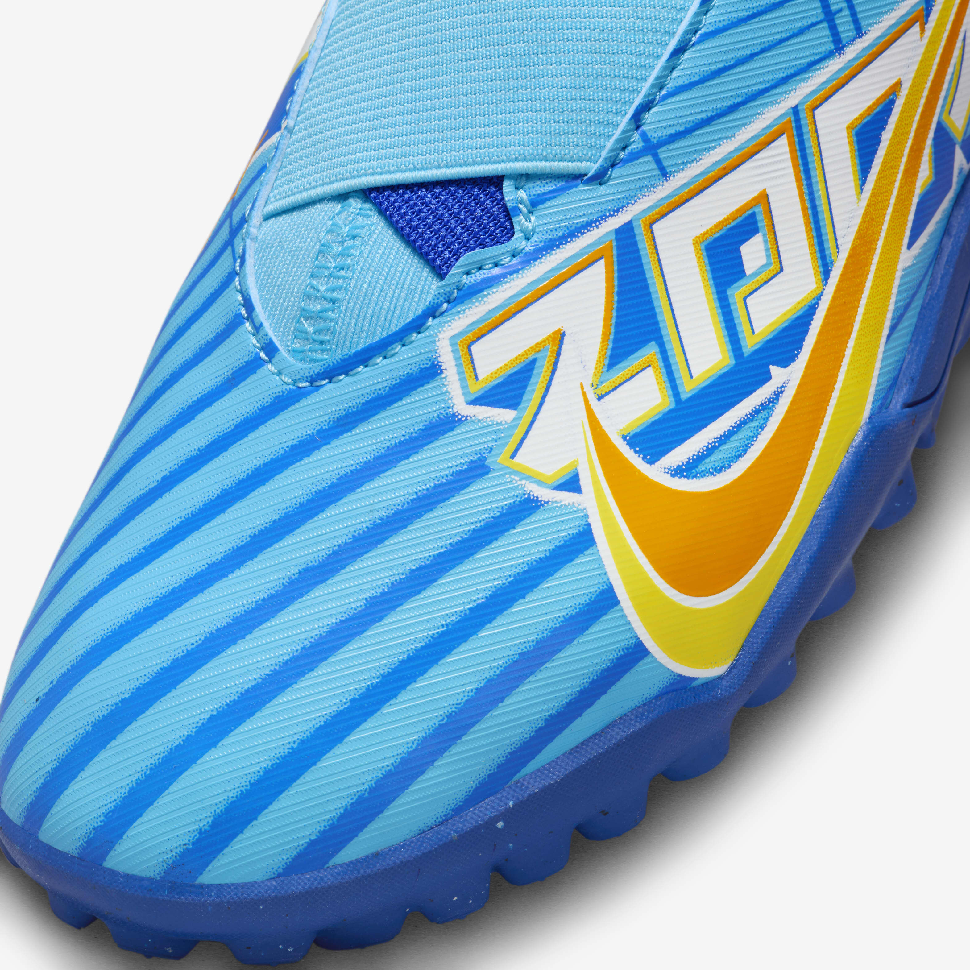Nike Jr. Zoom Mercurial Vapor 15 Academy KM TF image number 6