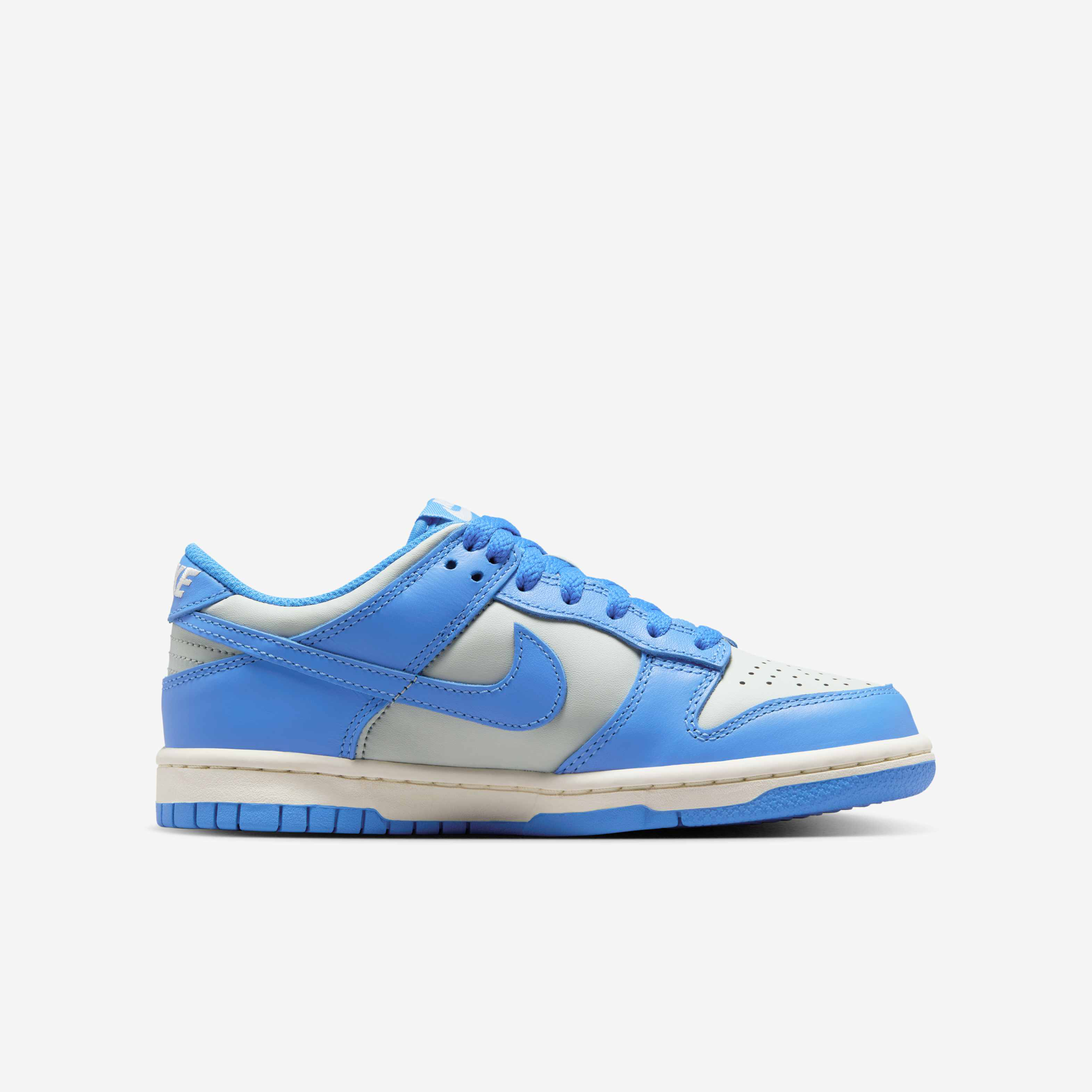 Nike Dunk Low image number 2