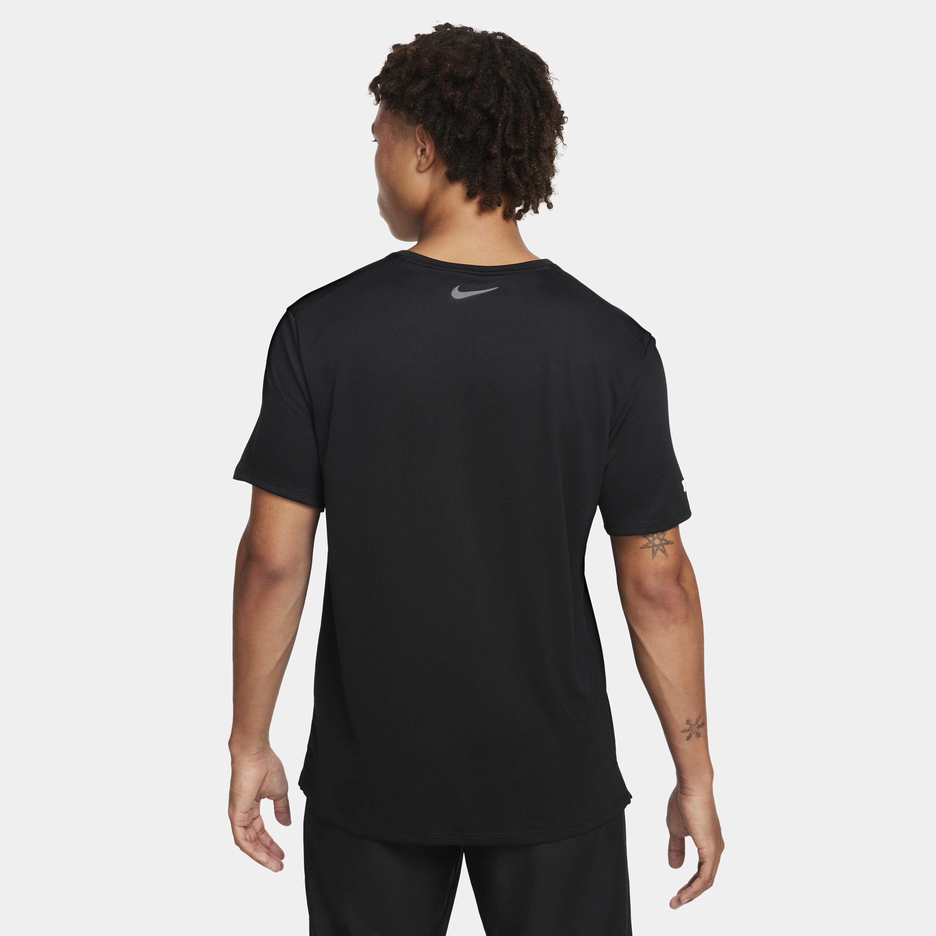 Nike men's dry miler graphic t-shirt new arrivals