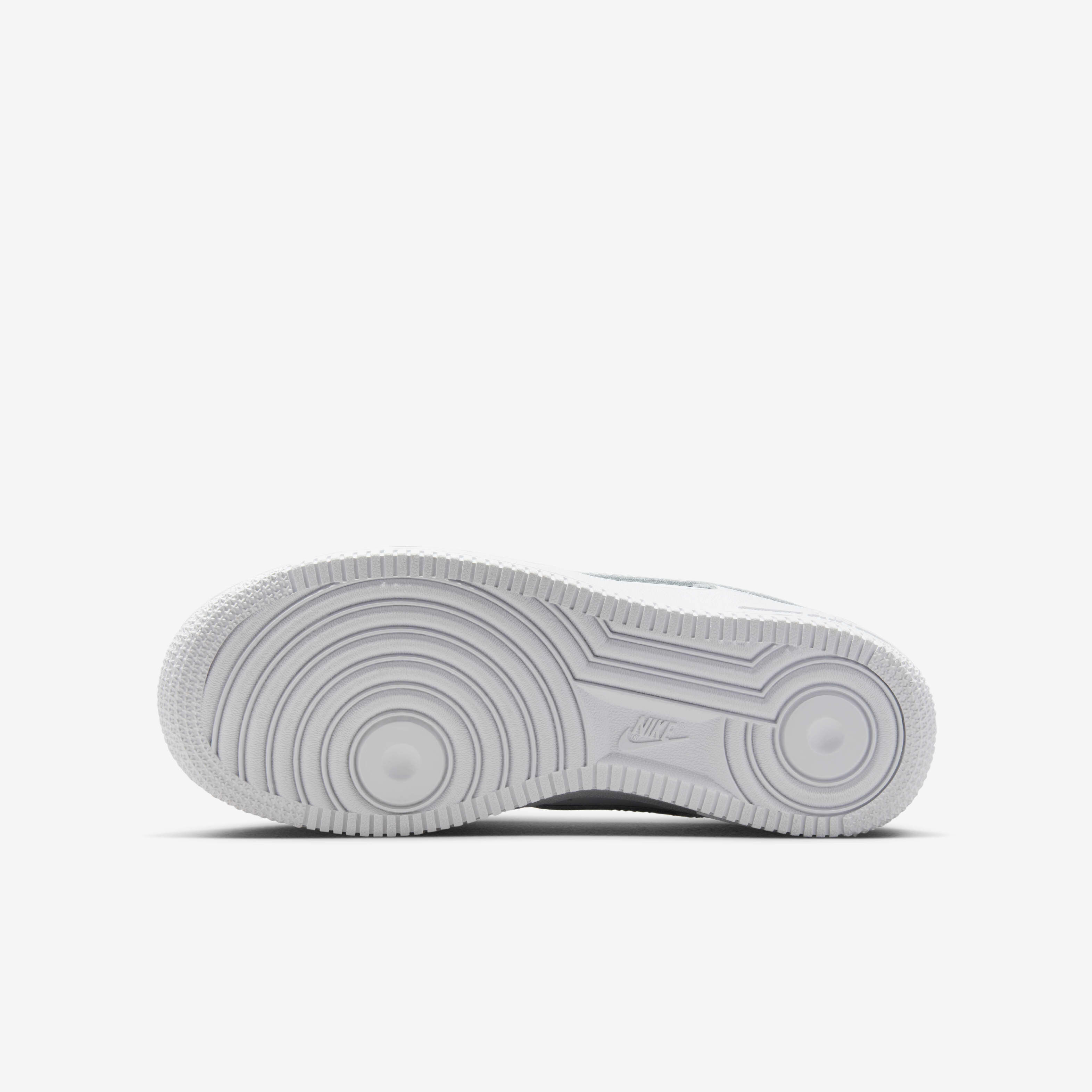 Nike Air Force 1 LE image number 1