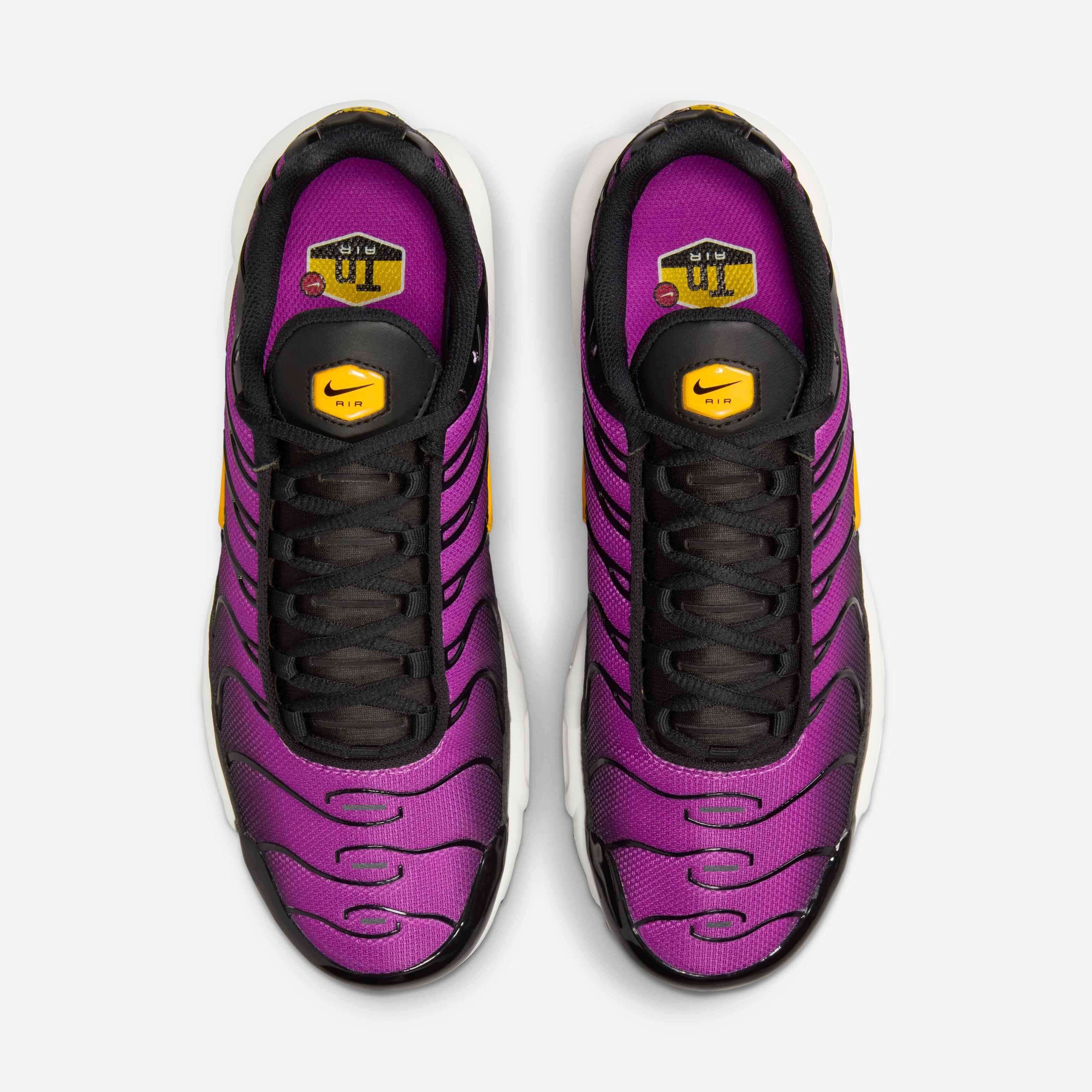Nike Air Max Plus image number 3