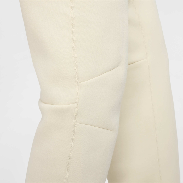 نايكي تك image number 4 نايكي تك image number 4