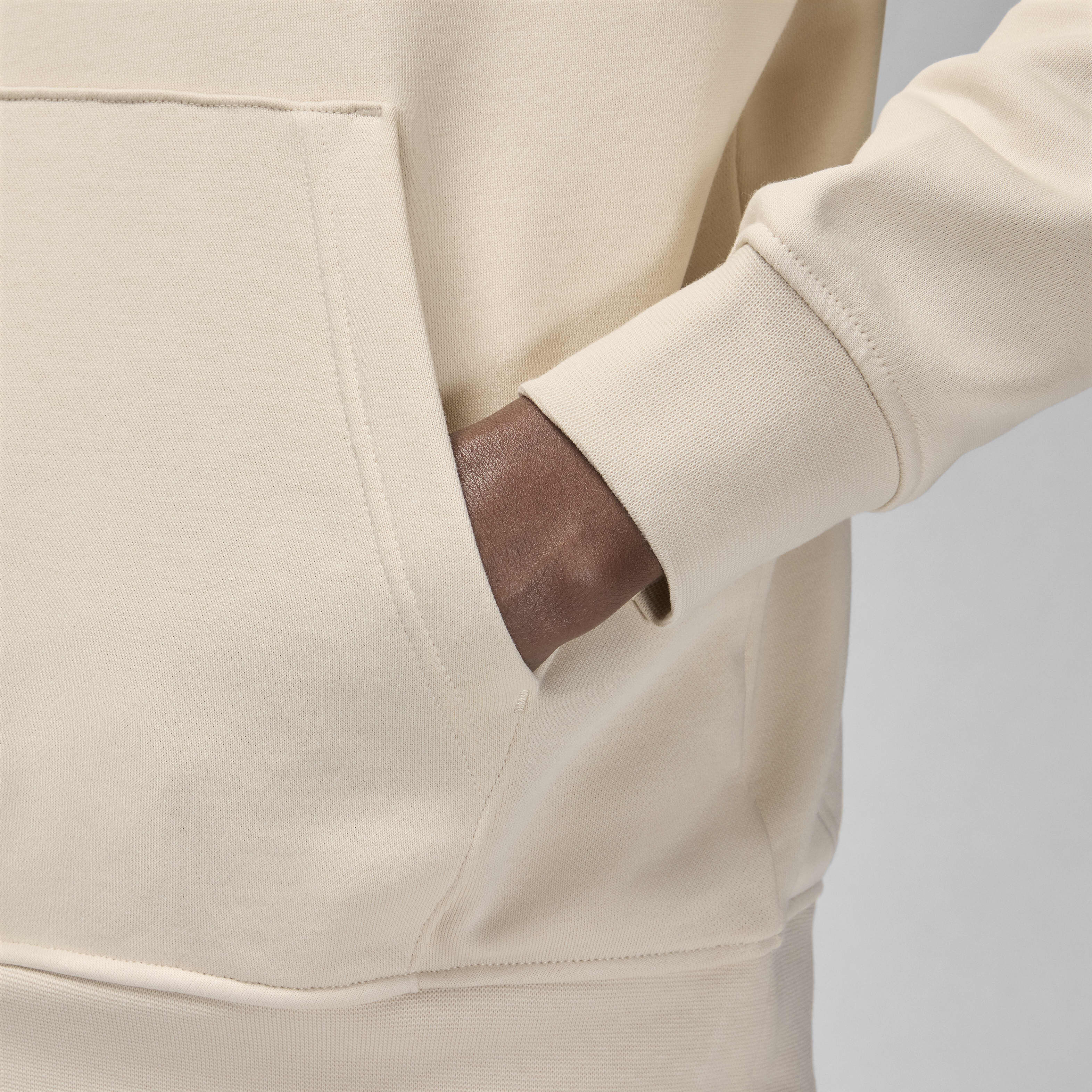 Jordan Essentials image number 4