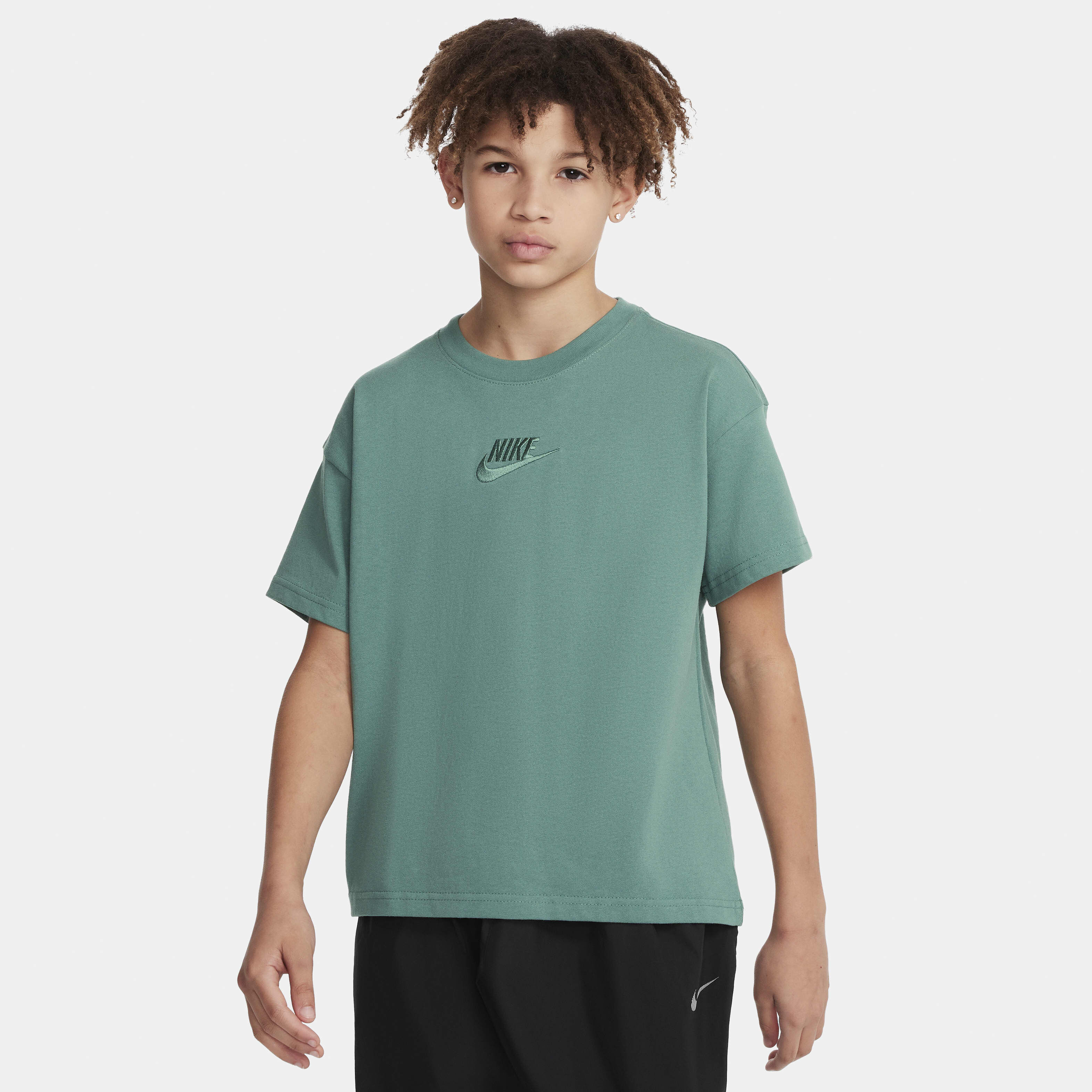 Nike Sportswear image number 0