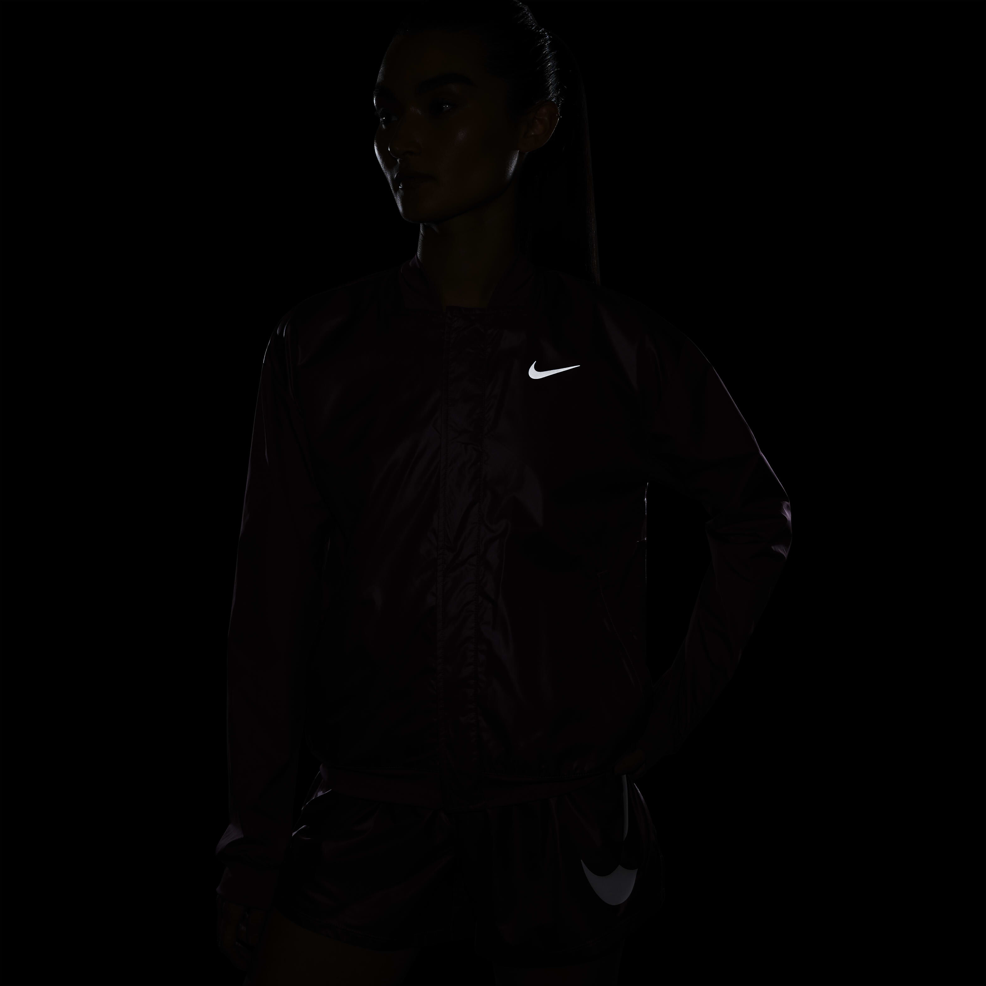 نايكي سووش رن image number 5