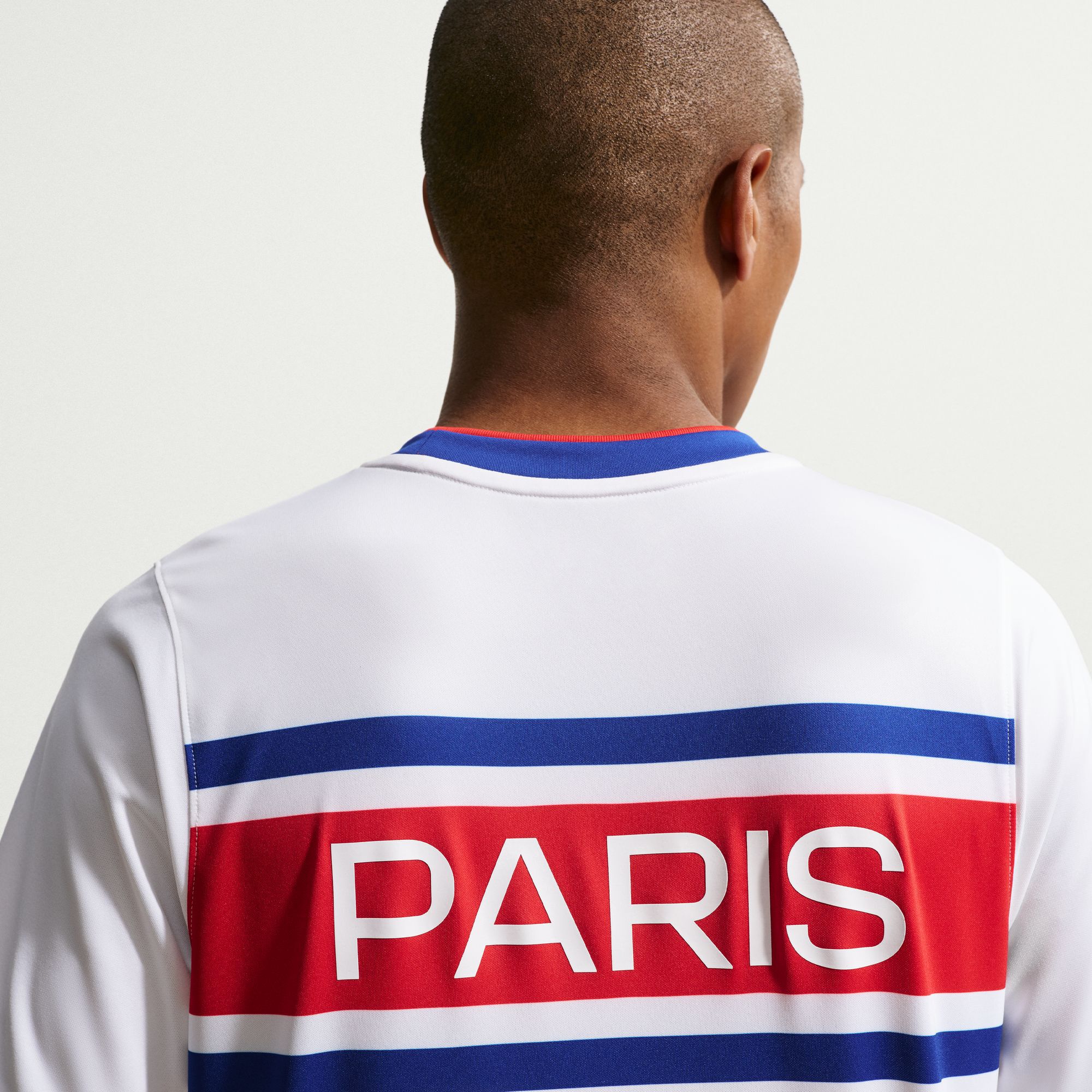 Paris Saint-Germain Home image number 3