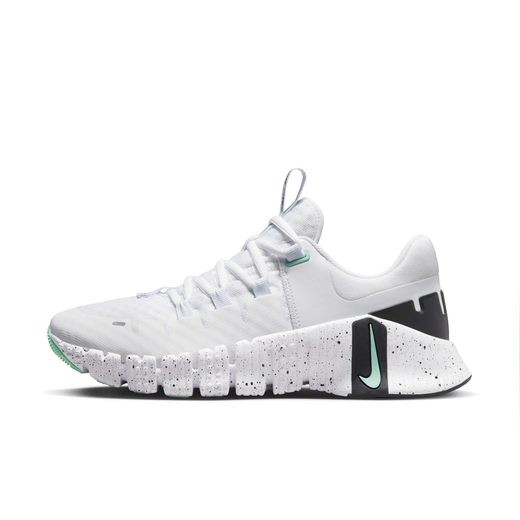 Nike free deals metcon dubai