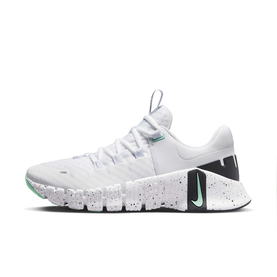 All top white metcons