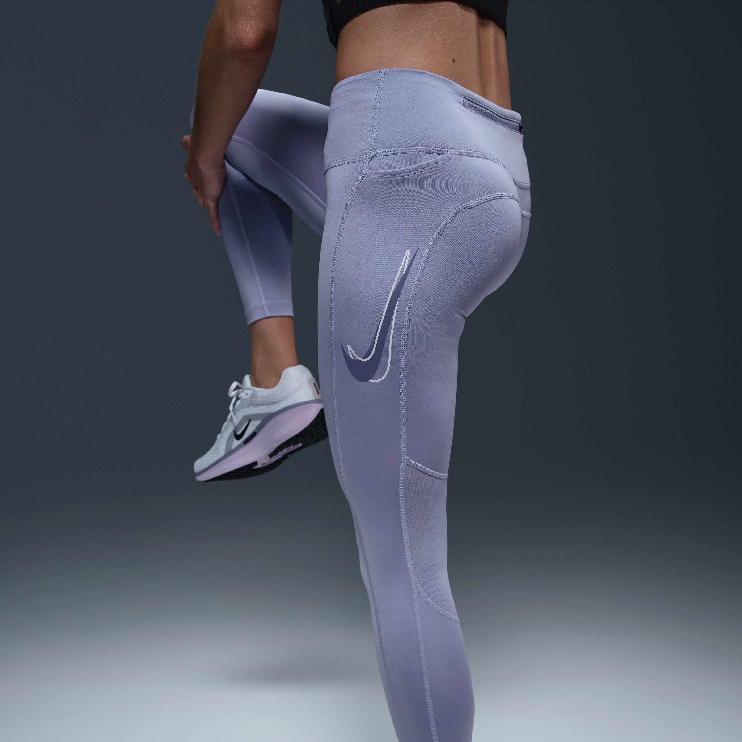 Nike Fast image number 2