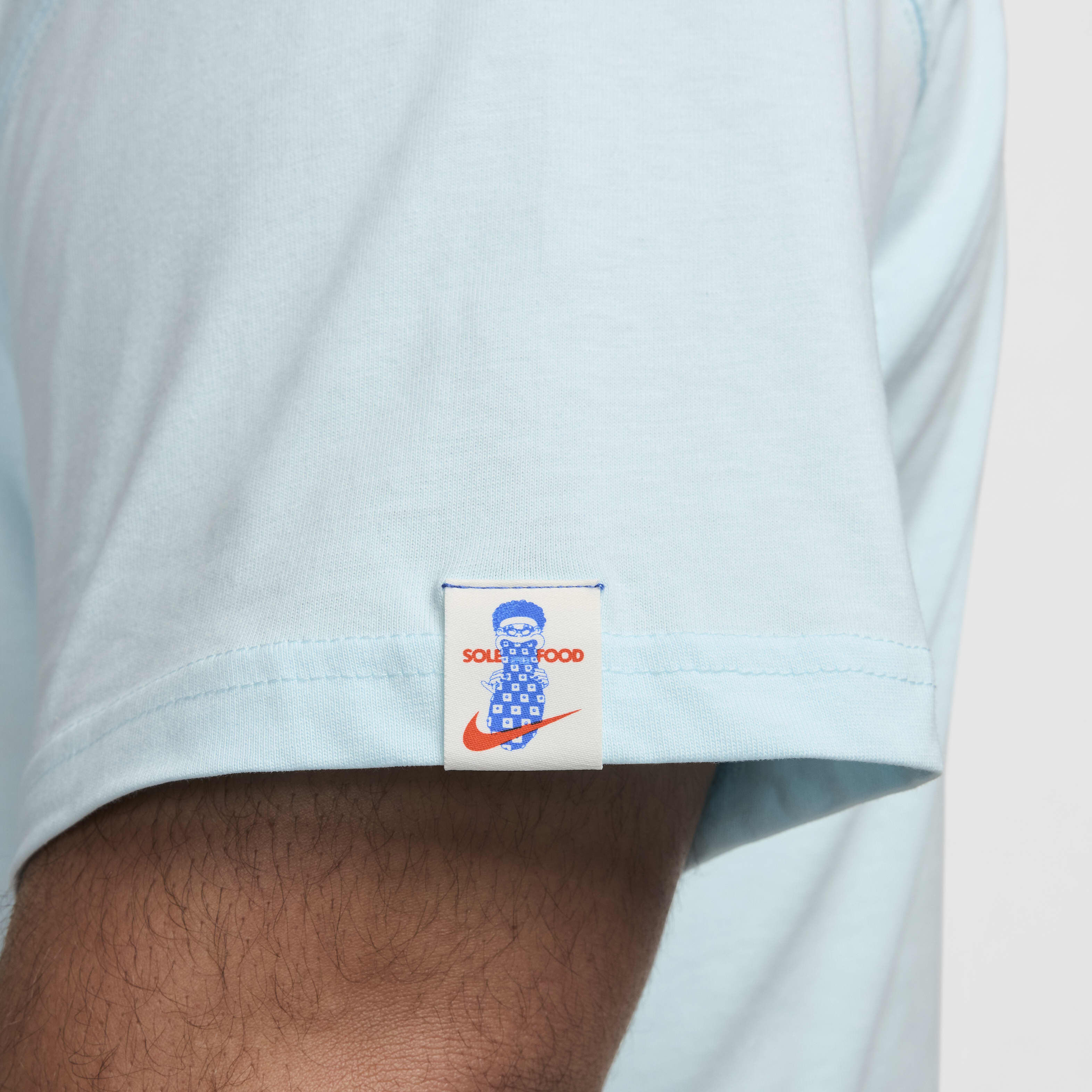 نايكي سبورتسوير image number 8