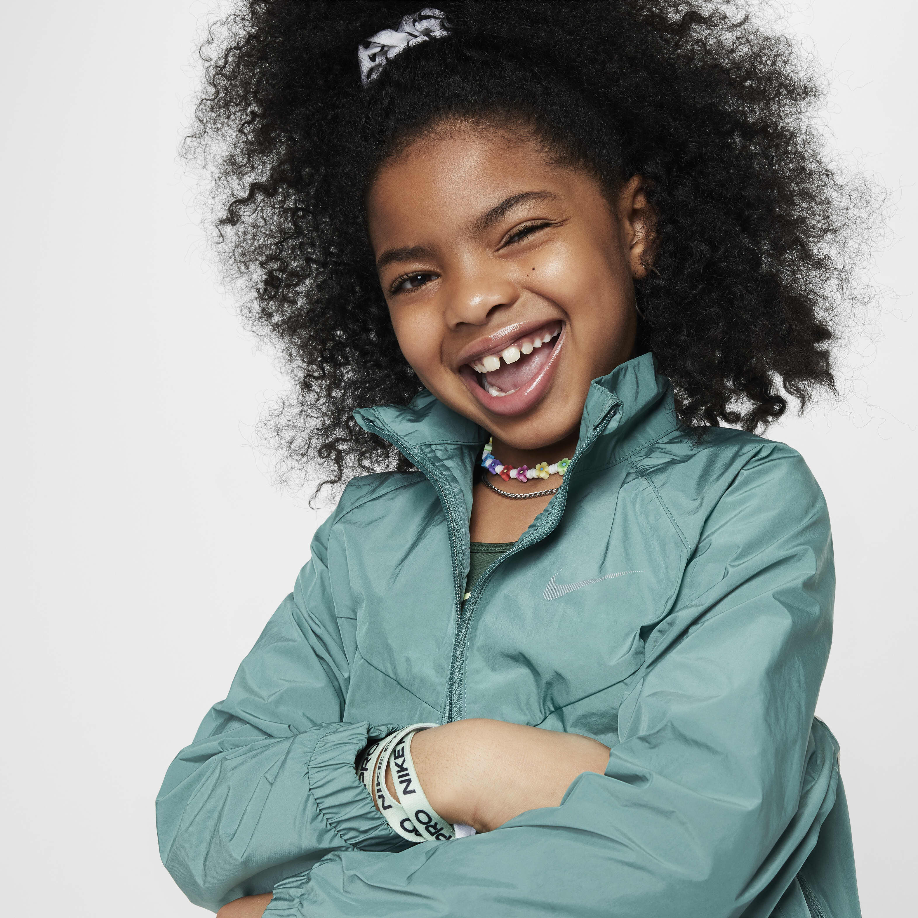 Little girl nike windbreaker deals
