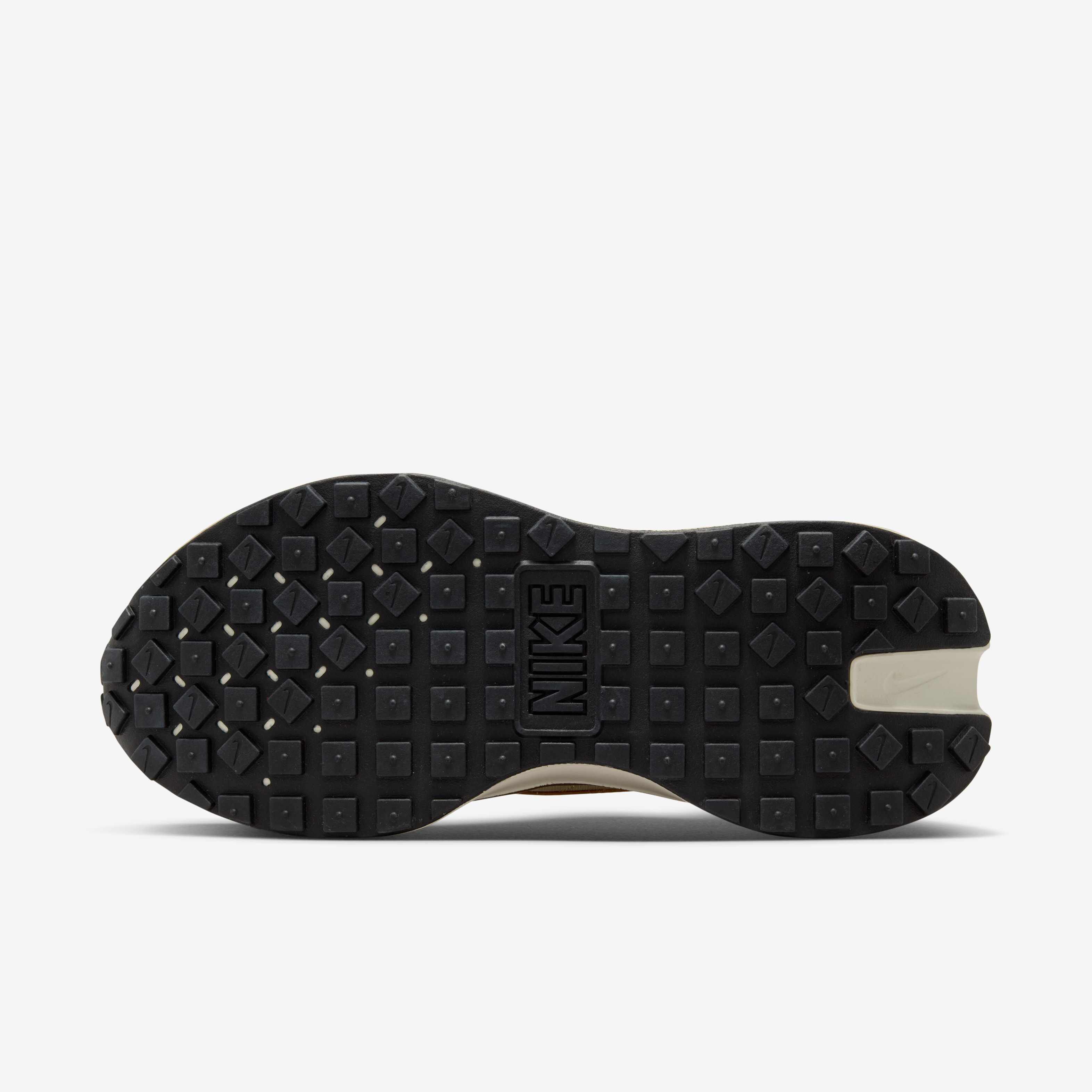 نايكي فينيكس وافل image number 1