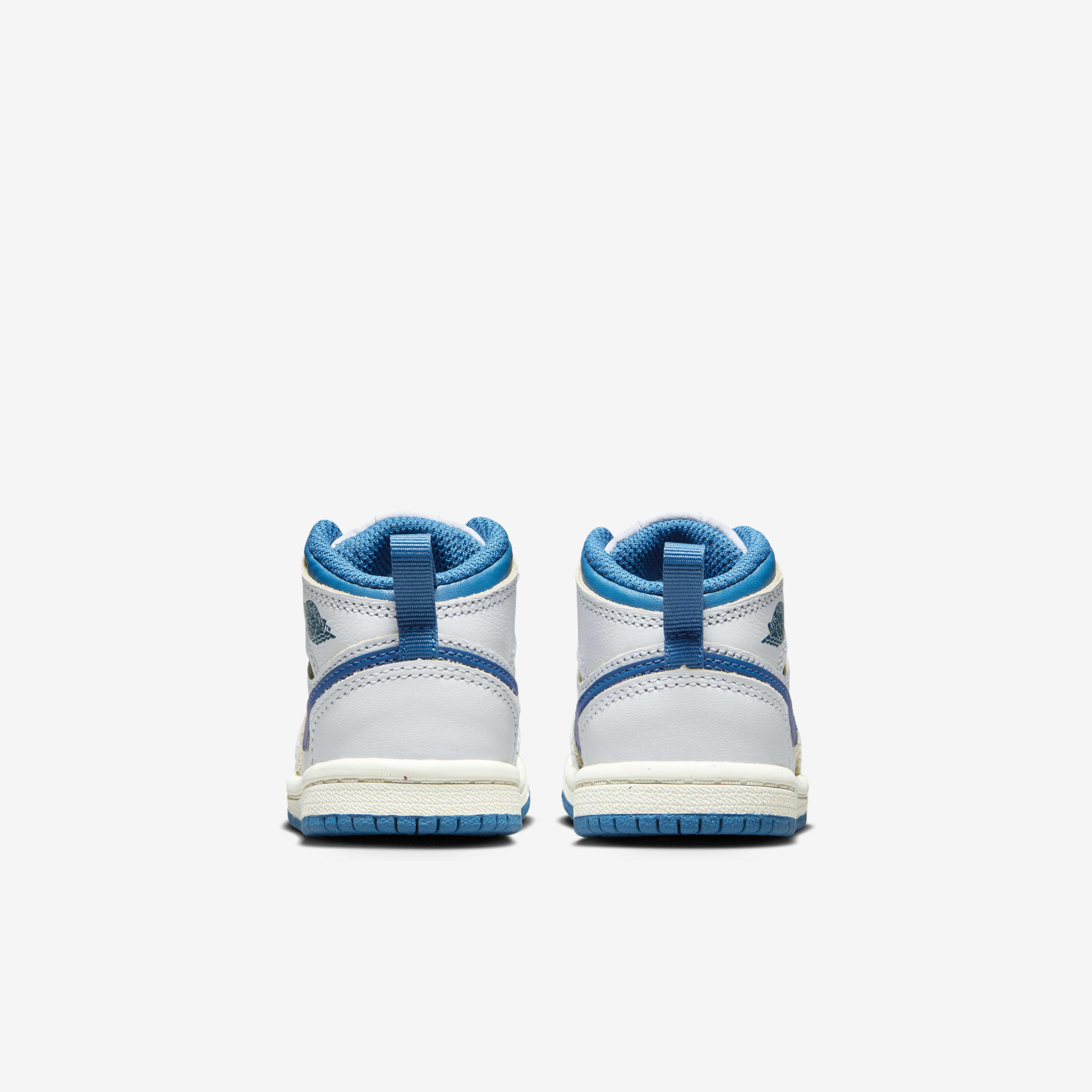 Jordan 1 Mid SE image number 5