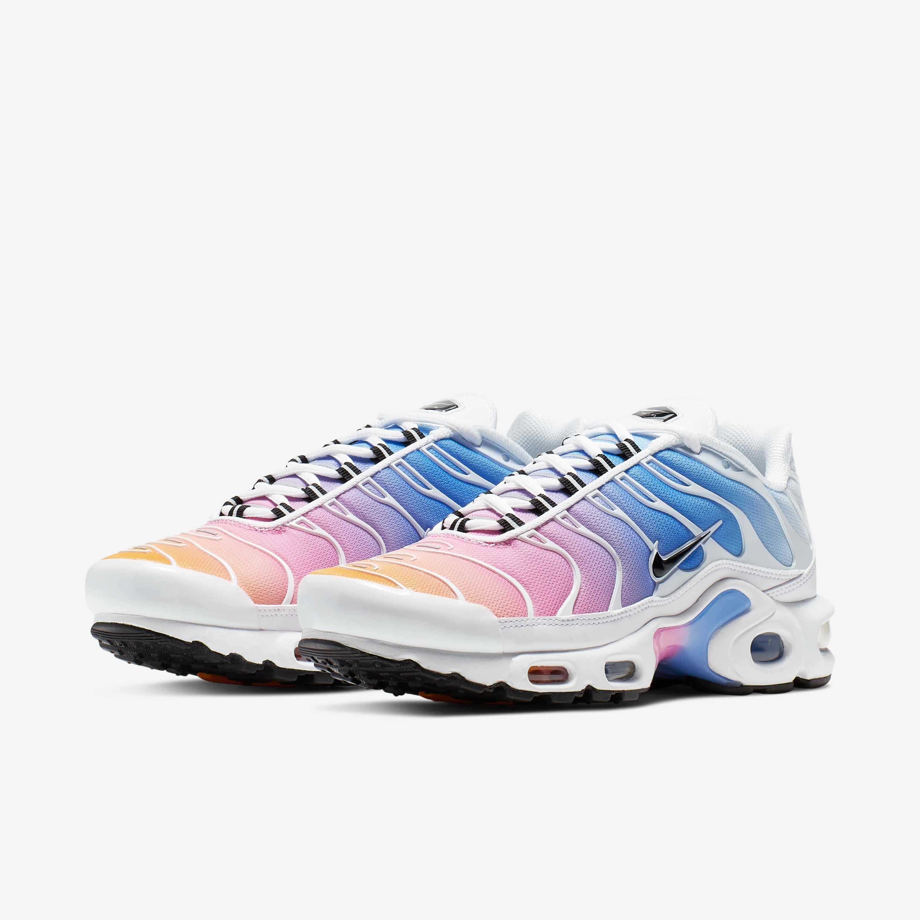 Nike Air Max Plus image number 4