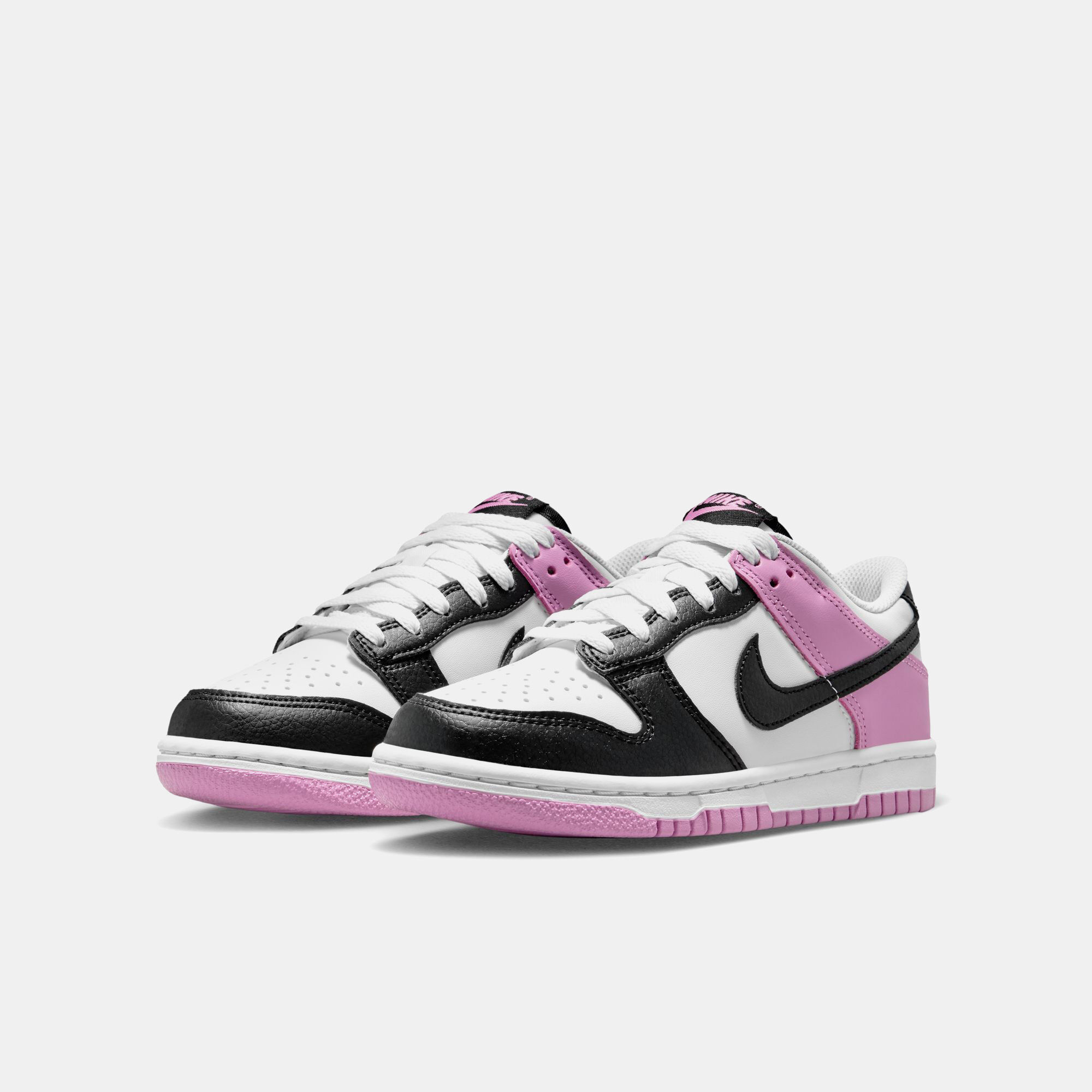 Nike Dunk Low image number 2