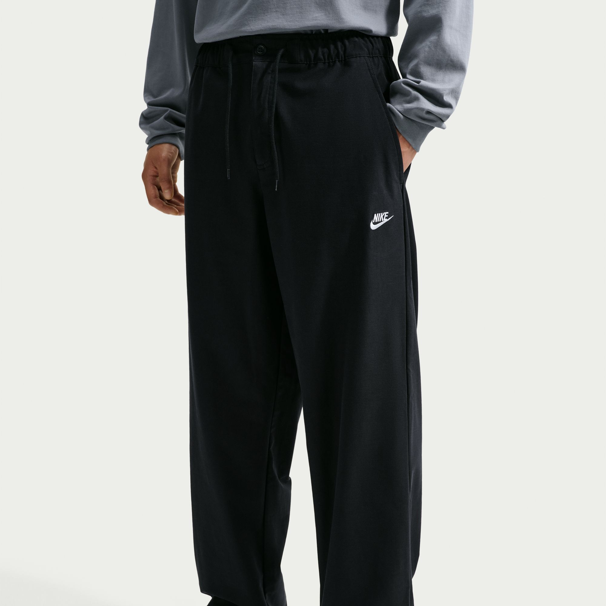 Nike Sportswear Club image number 2