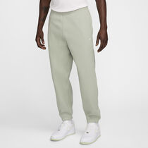 Nike Solo Swoosh