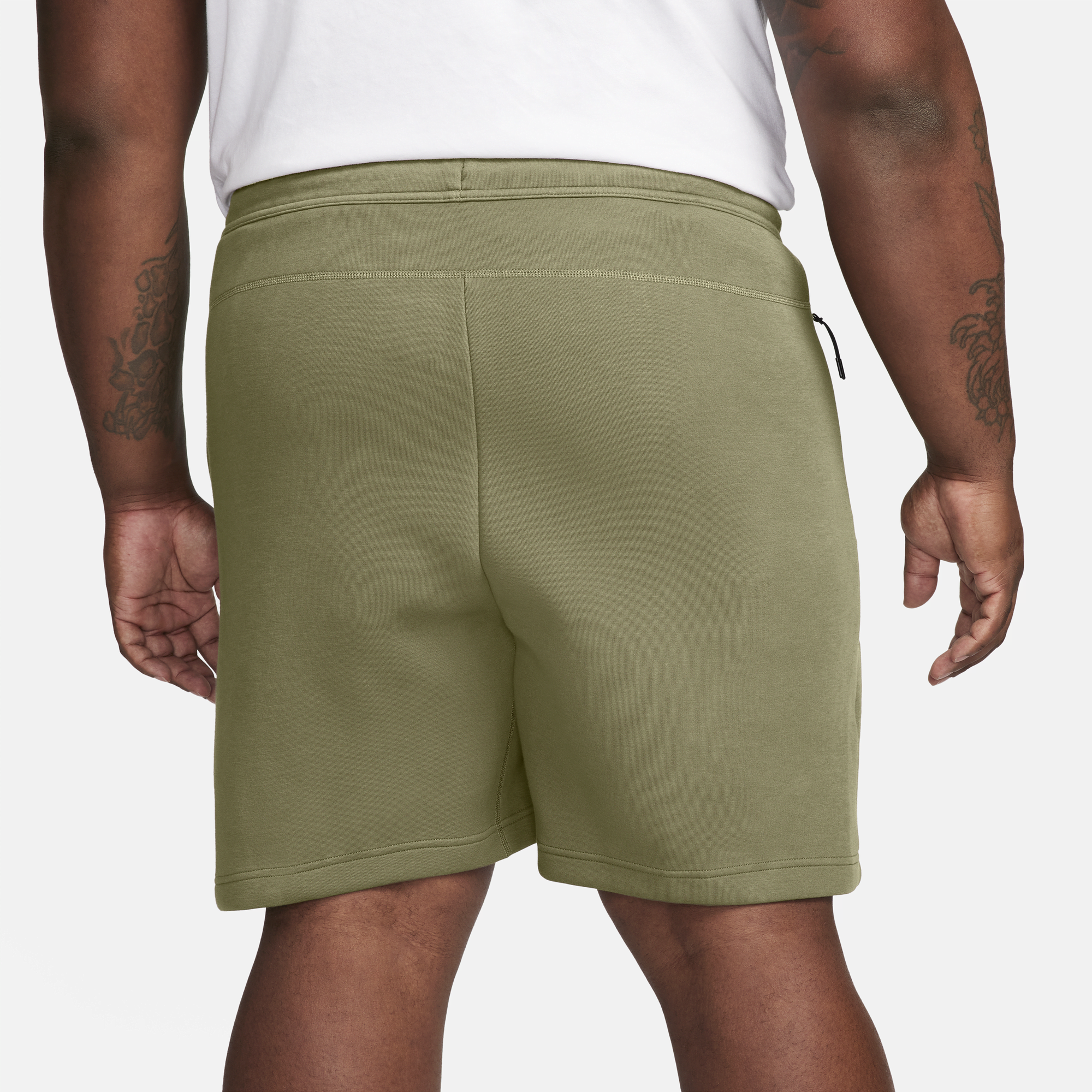 Nike tech shop slim fit shorts