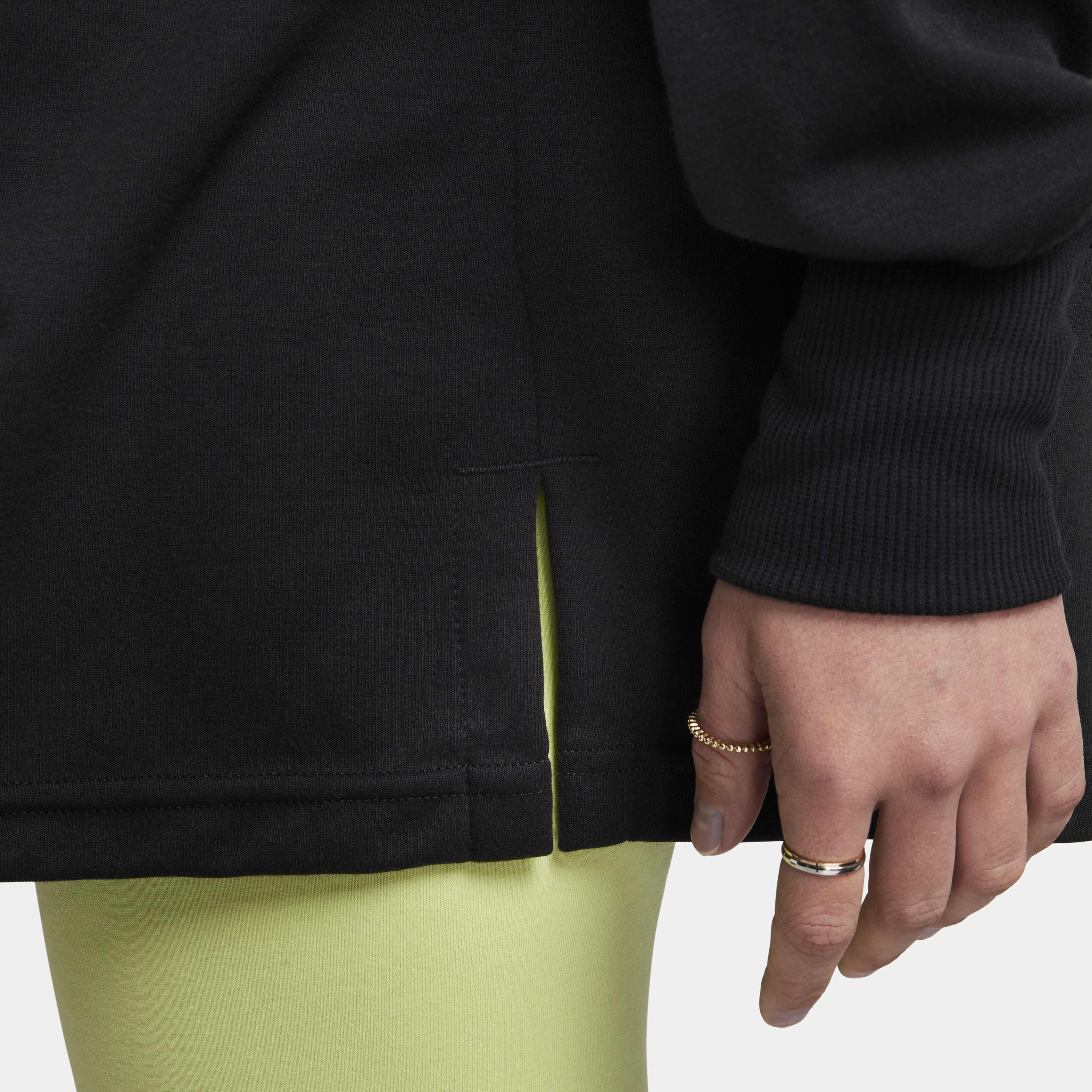 نايكي سبورتسوير اسينشال image number 4