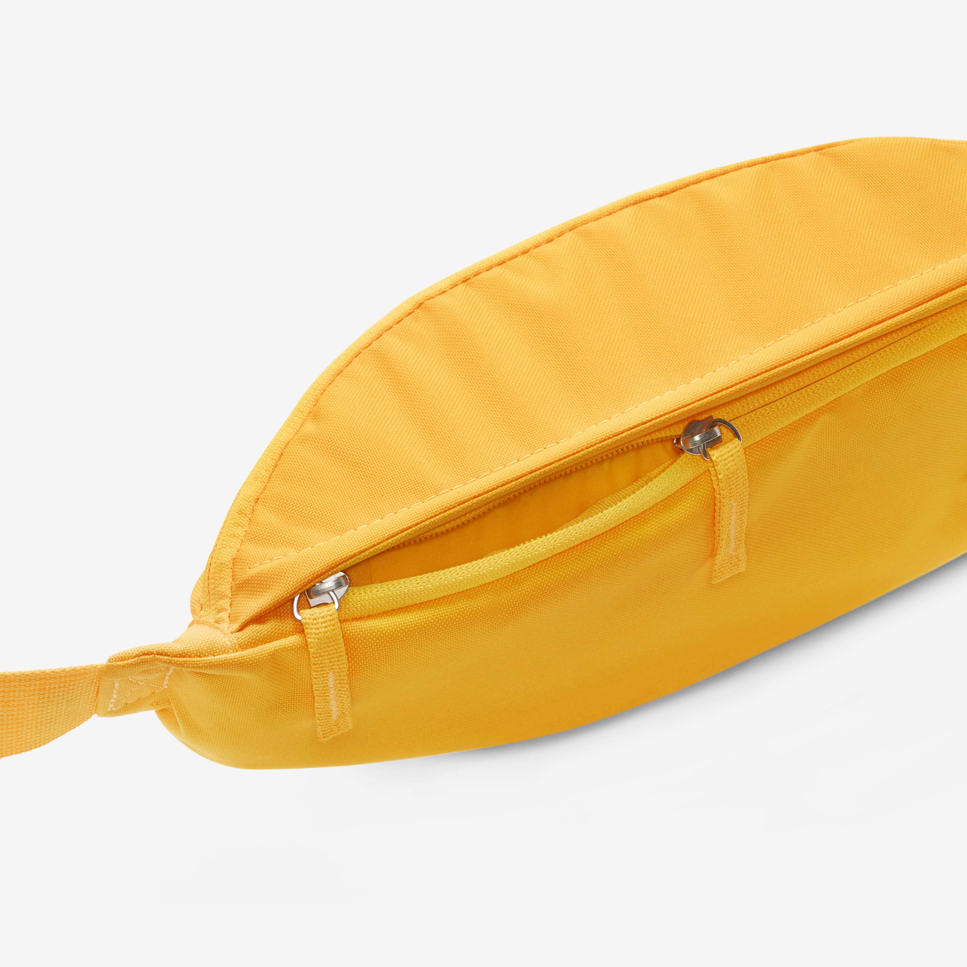 نايكي هيرتج image number 5