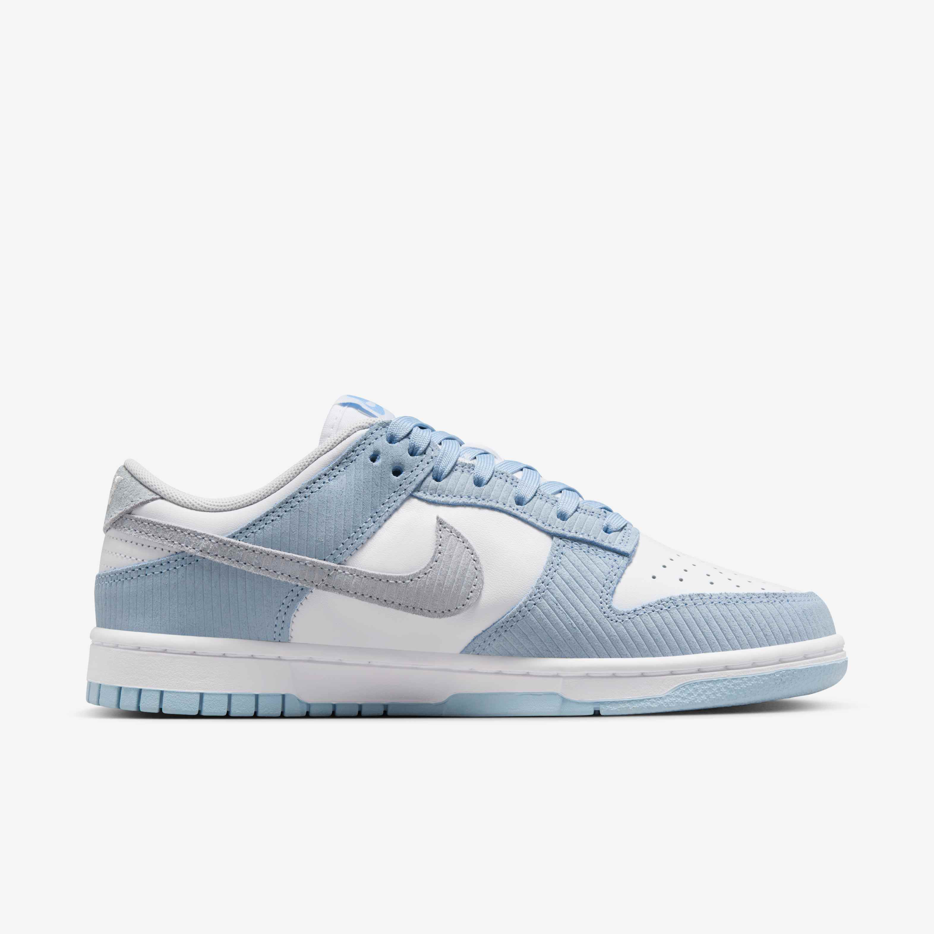 Nike Dunk Low image number 2