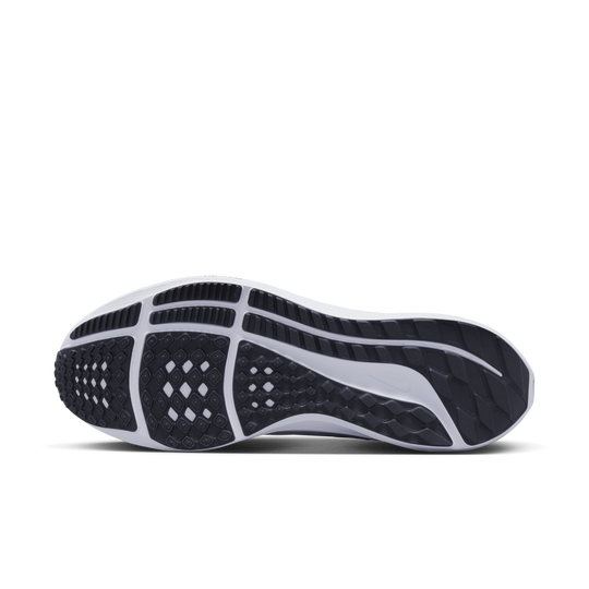 Nike air zoom pegasus 35 vs epic react flyknit on sale