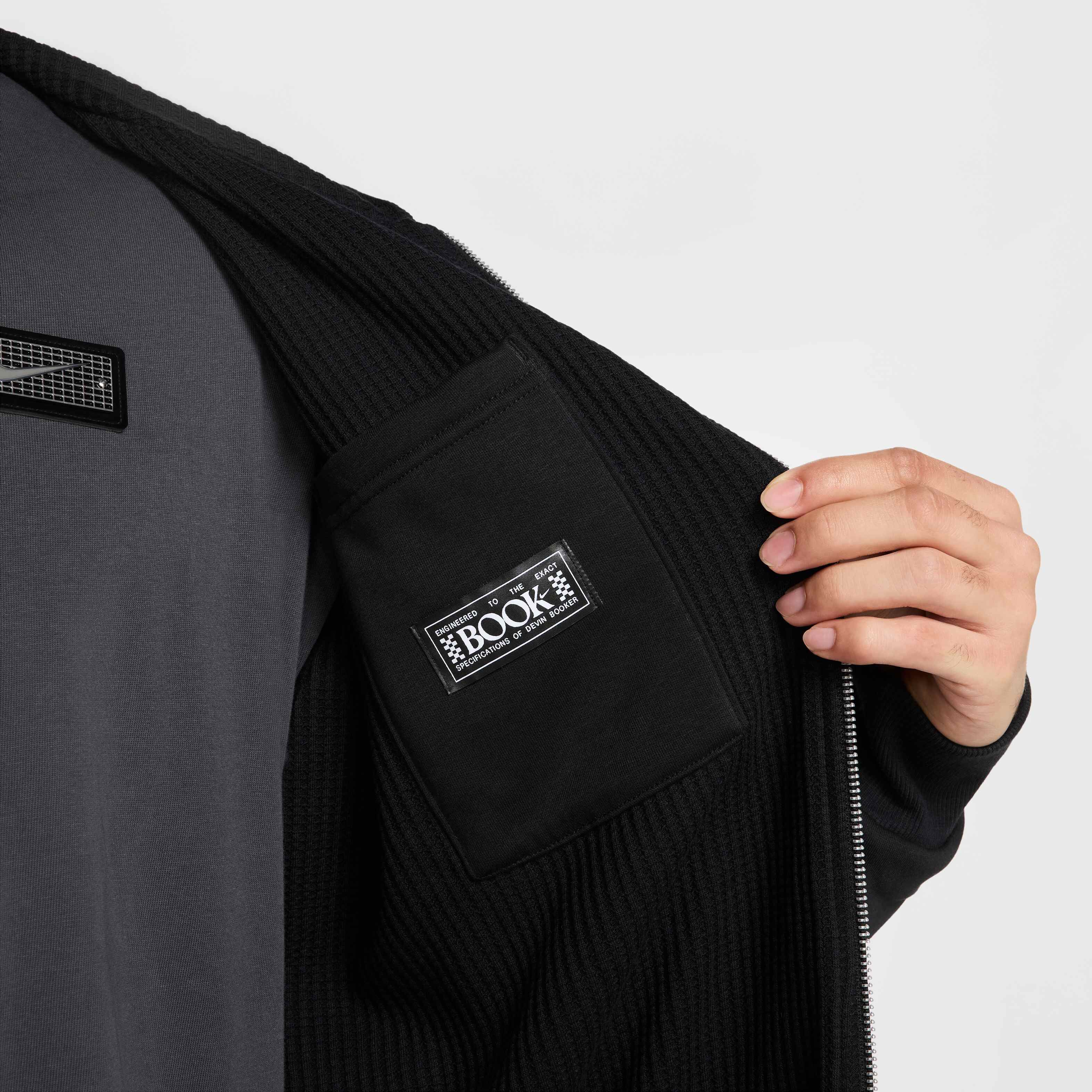 ديفين بوكر image number 6