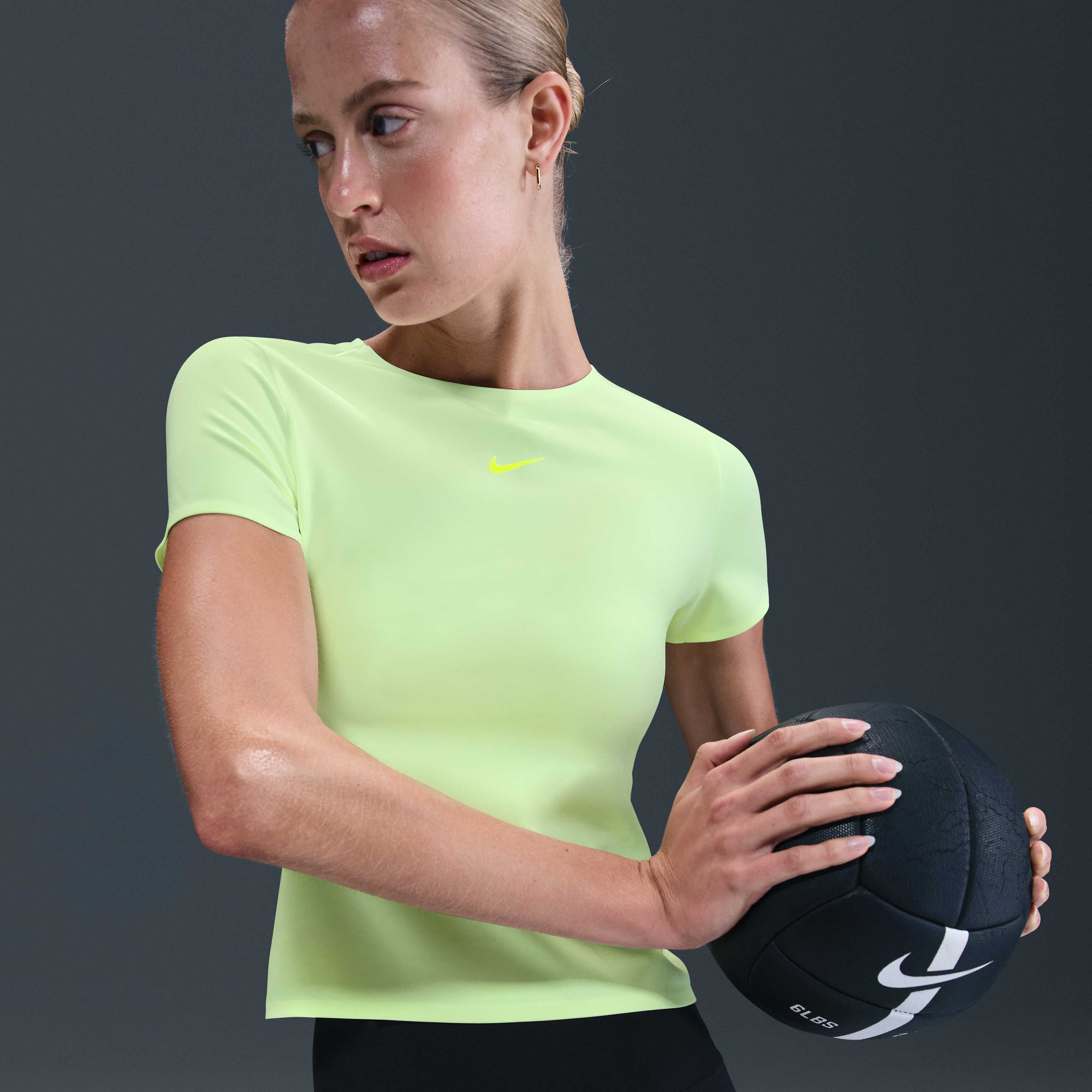 Nike Form image number 2