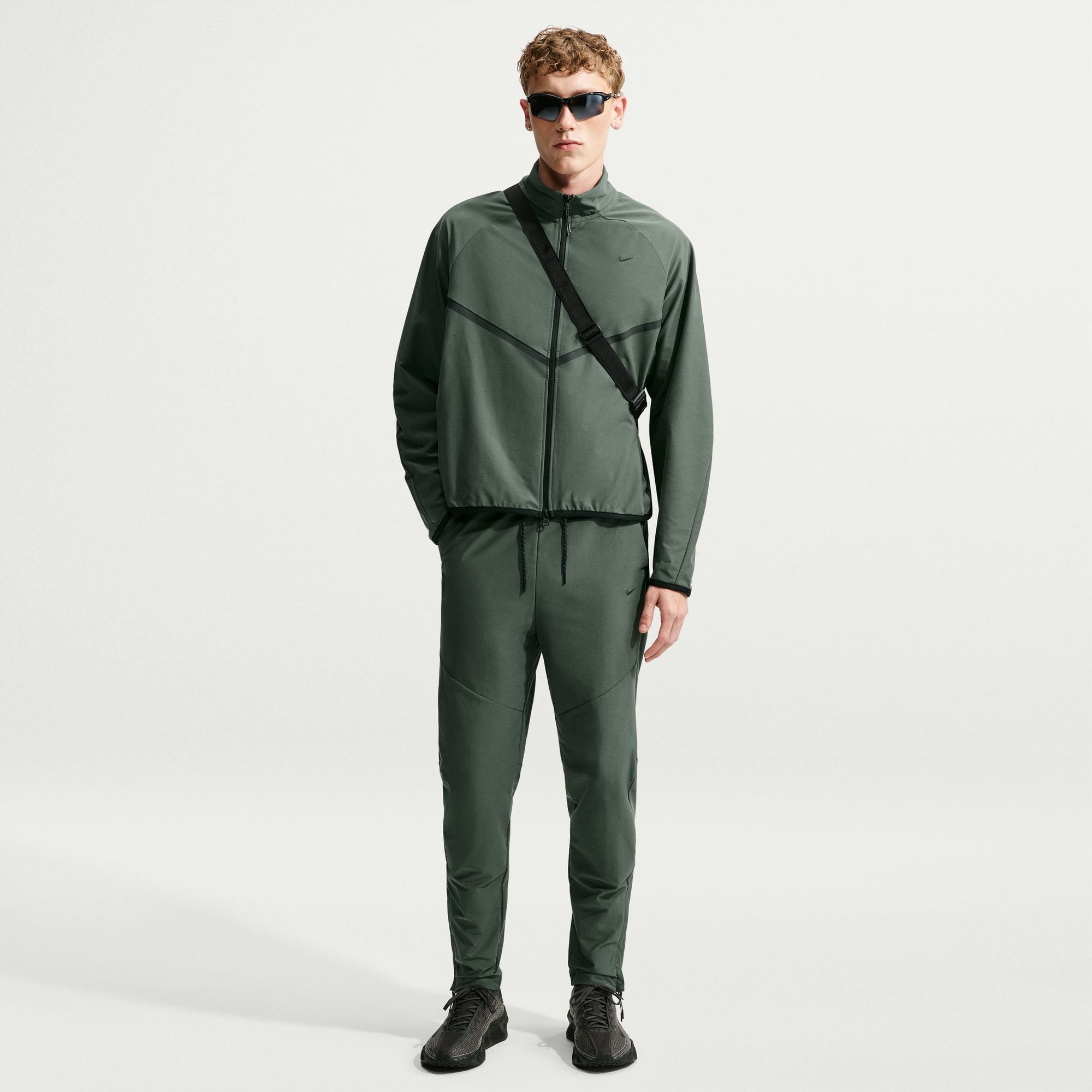 Nike Tech image number 0