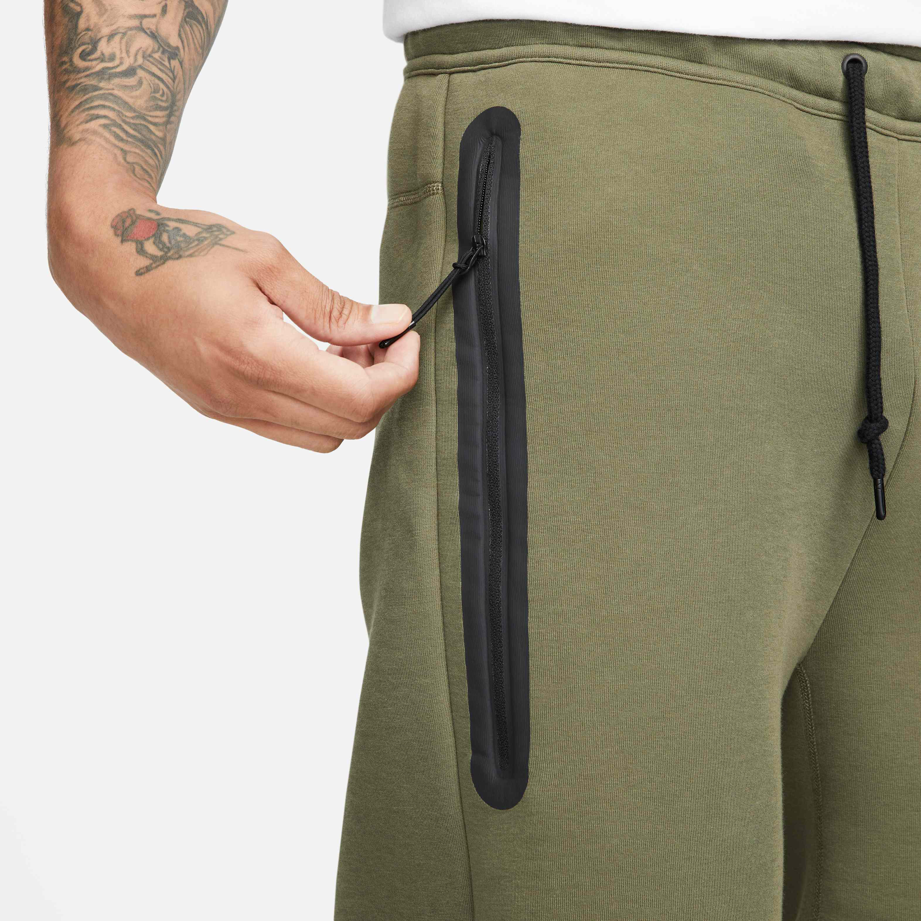 Nike Sportswear Tech Fleece image number 5