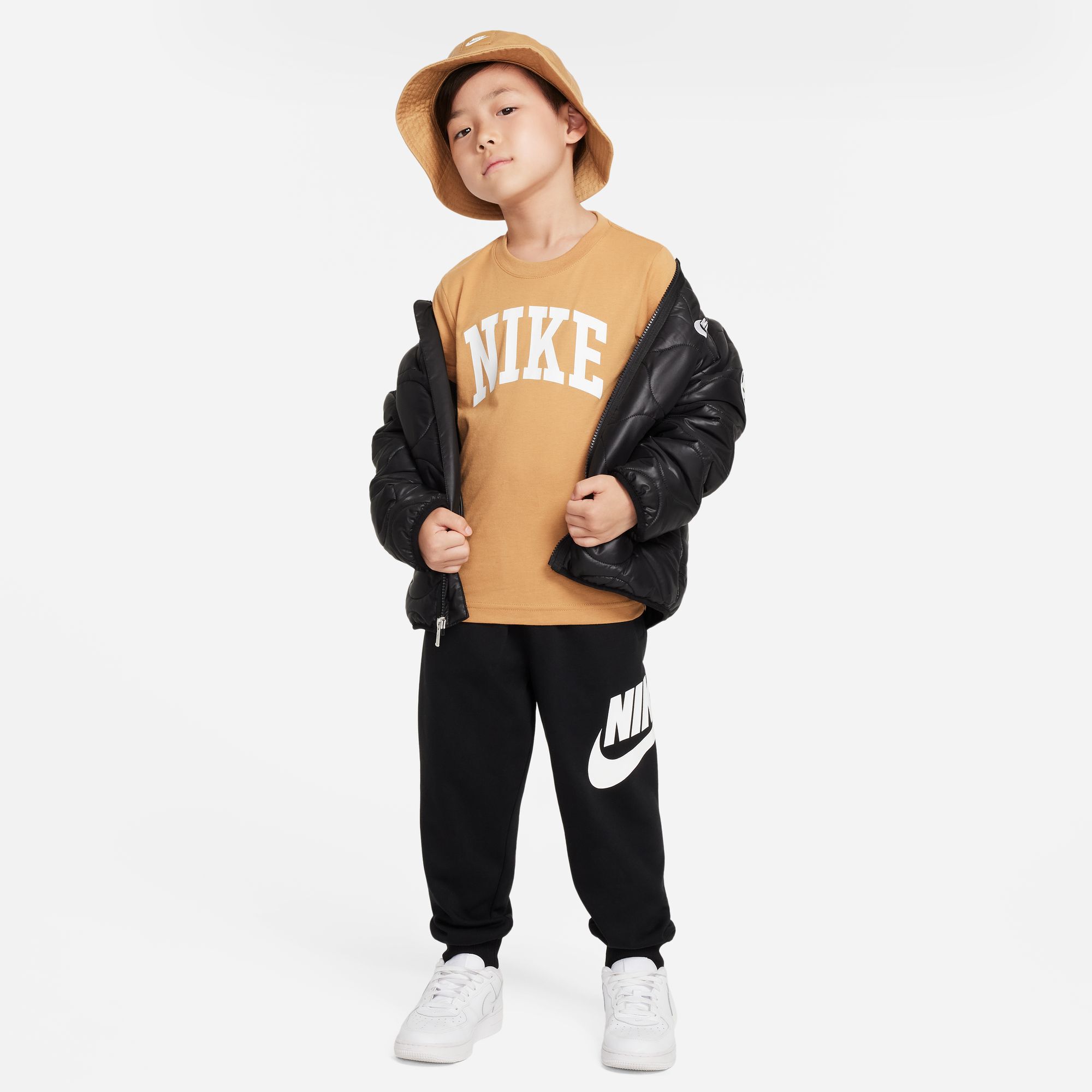 Nike Club image number 3