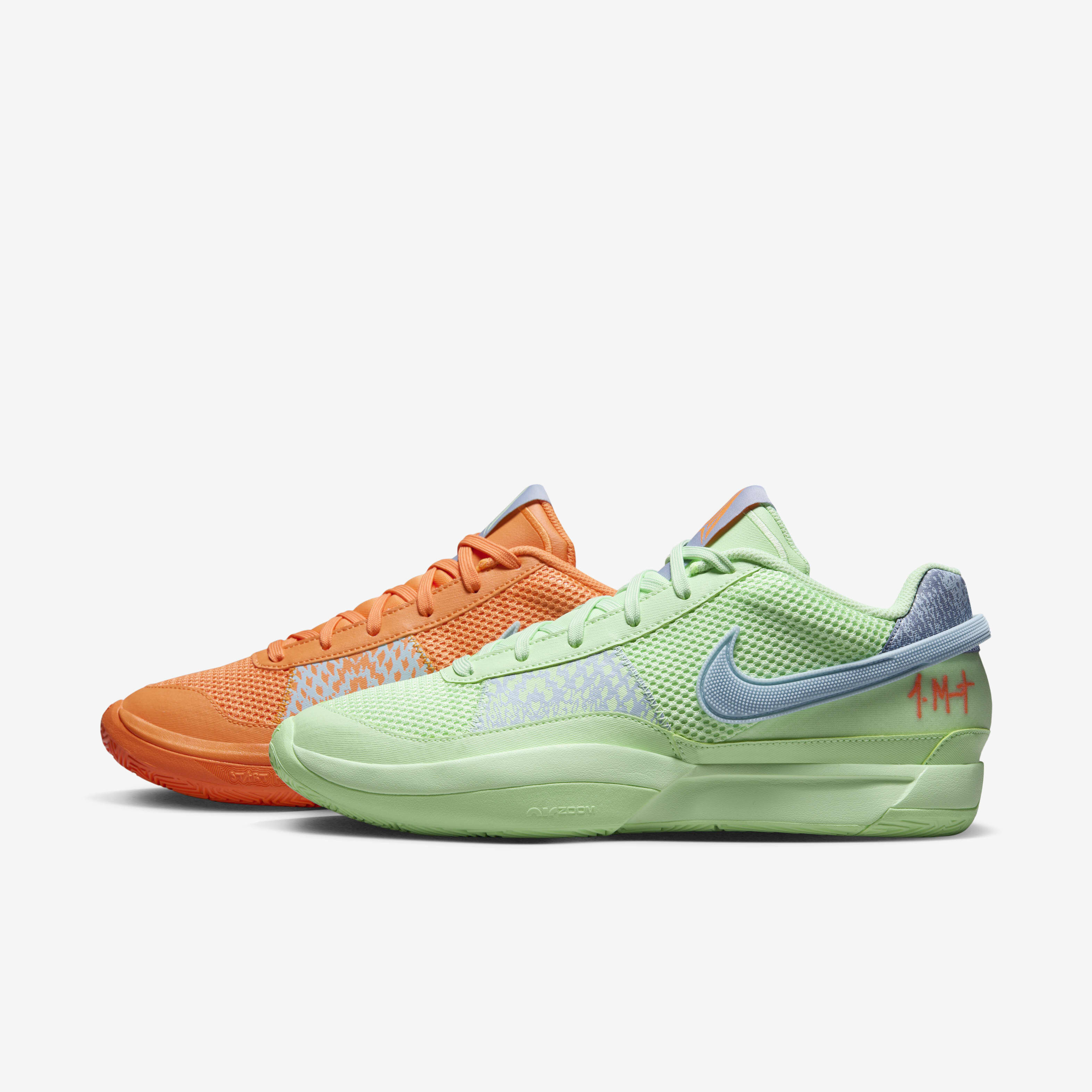 Kobe mismatched shoes hot sale