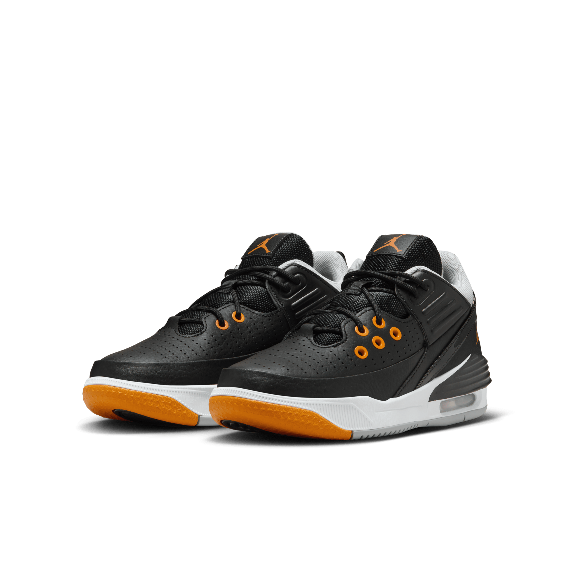Shop Jordan Max Aura 5 Older Kids' Shoes | Nike UAE