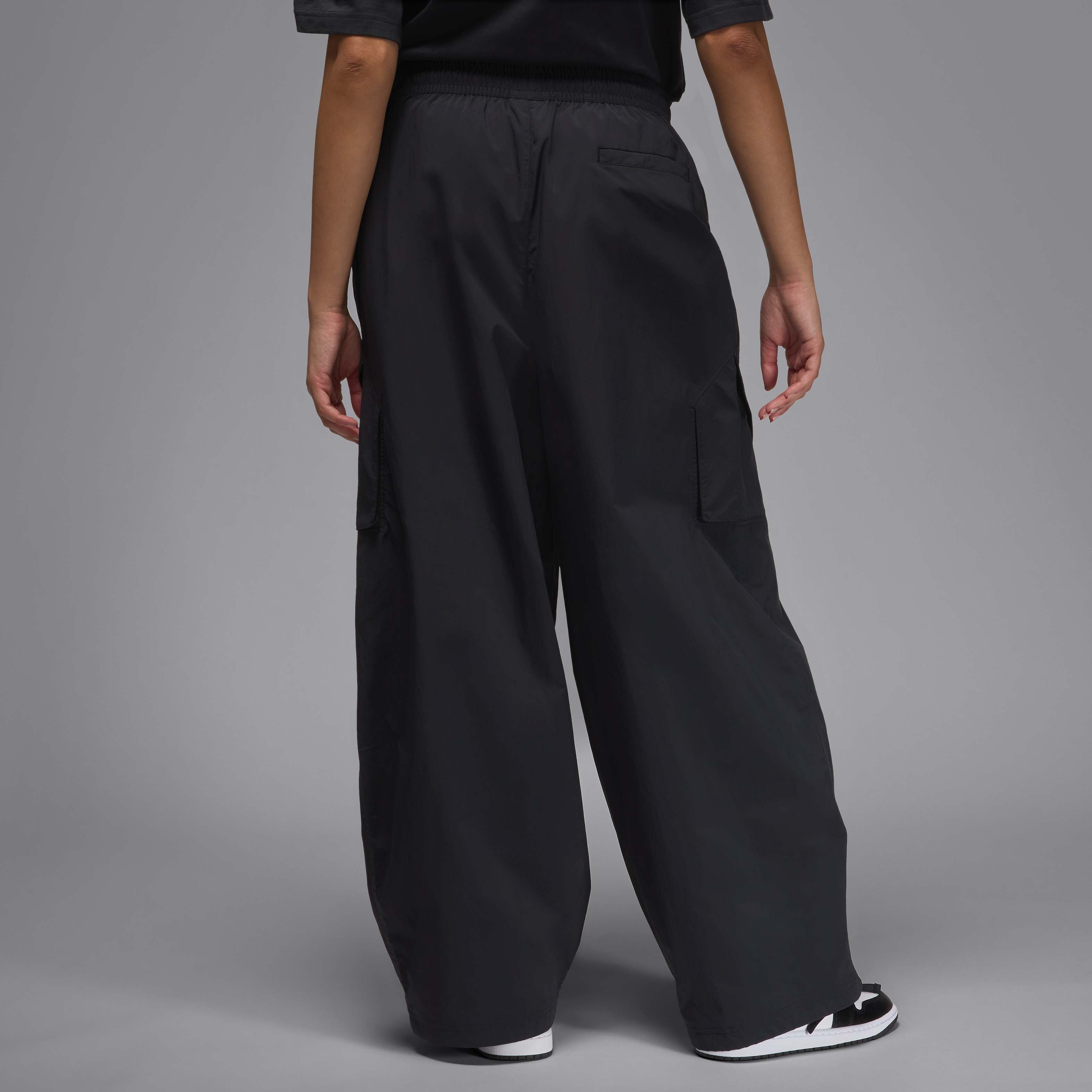 Buy Jordan Flight Chicago Women's Parachute Trousers - Black