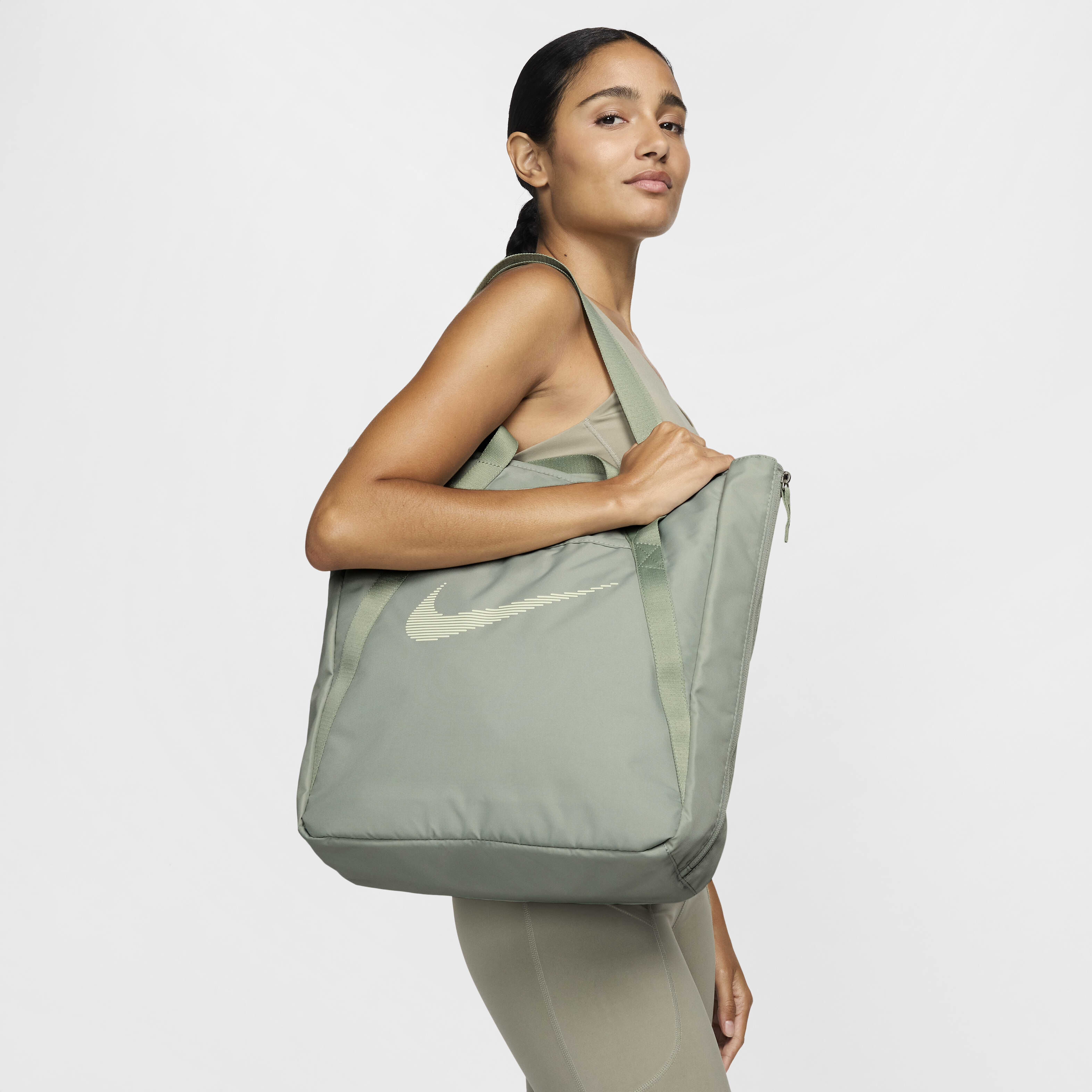 Tote Nike UAE