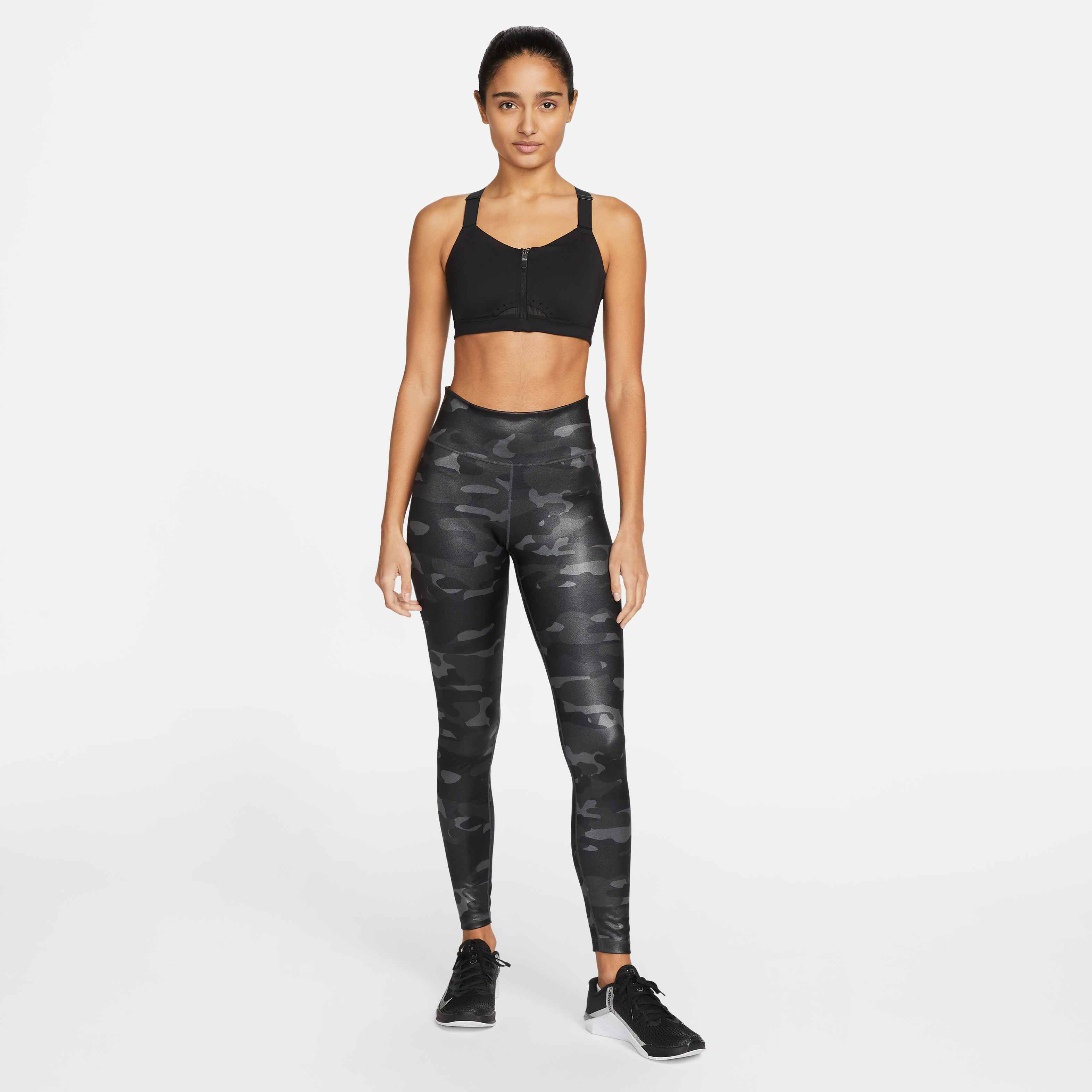 نايكي الفا image number 4