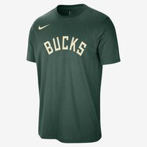 Milwaukee Bucks Essentials