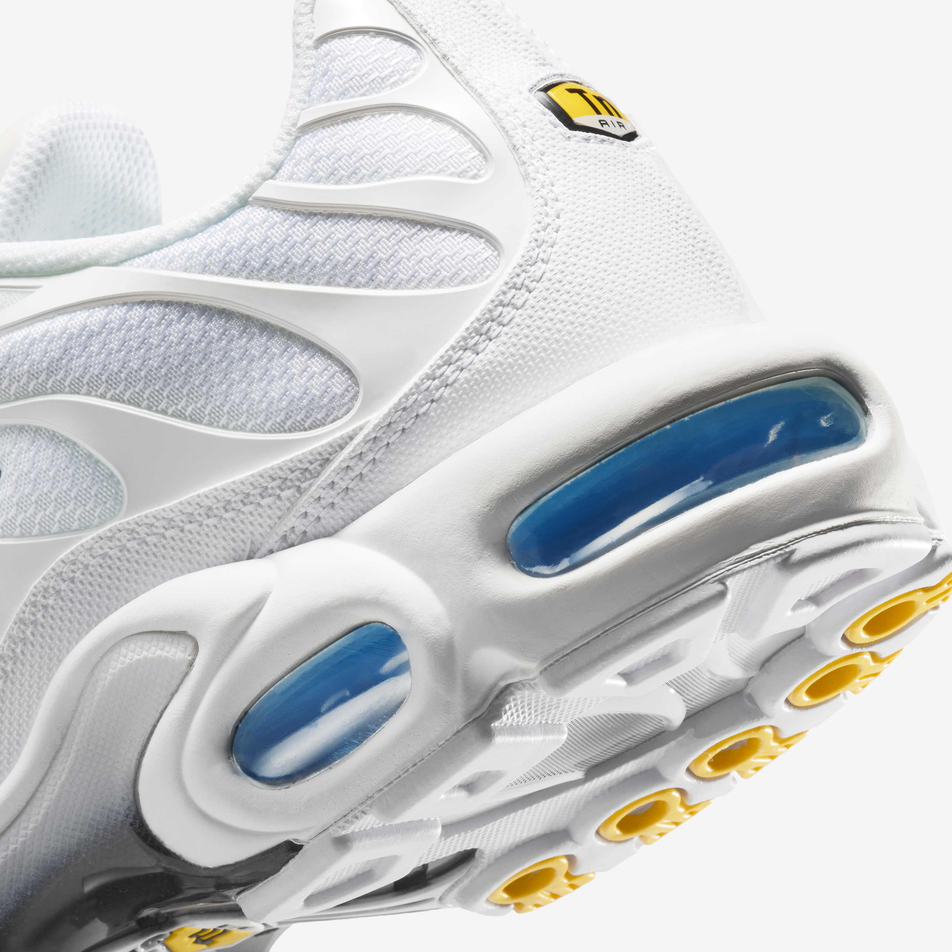 Nike Air Max Plus image number 7
