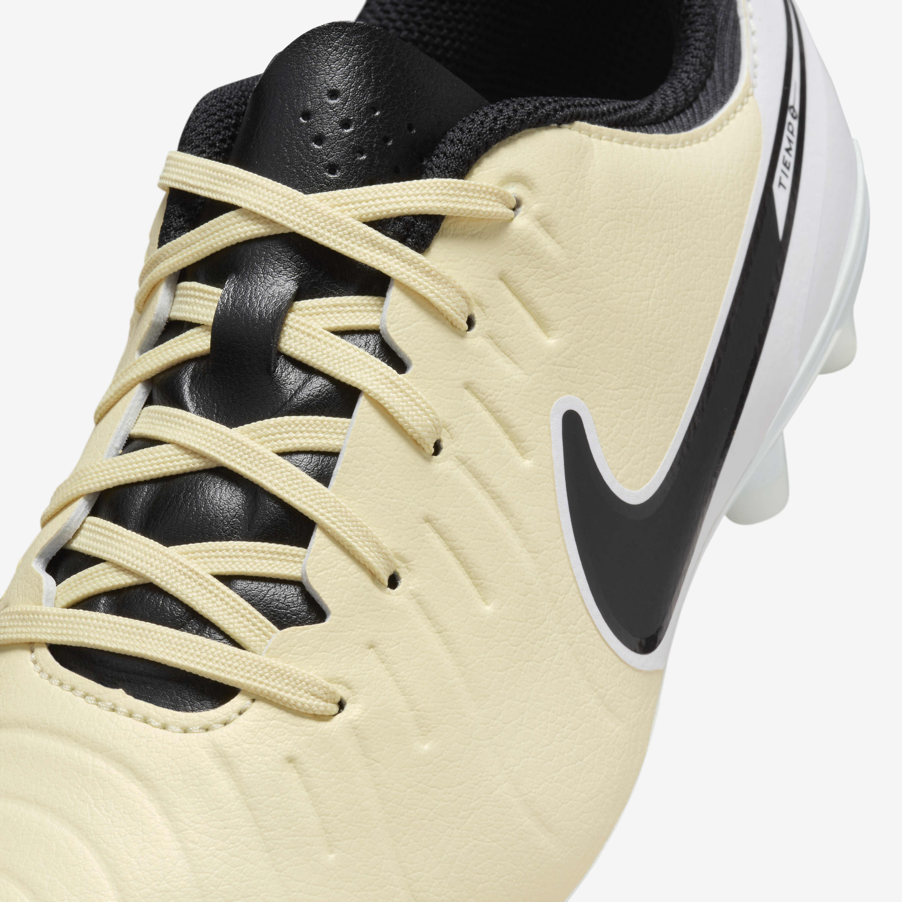 Nike Jr. Tiempo Legend 10 Academy image number 7