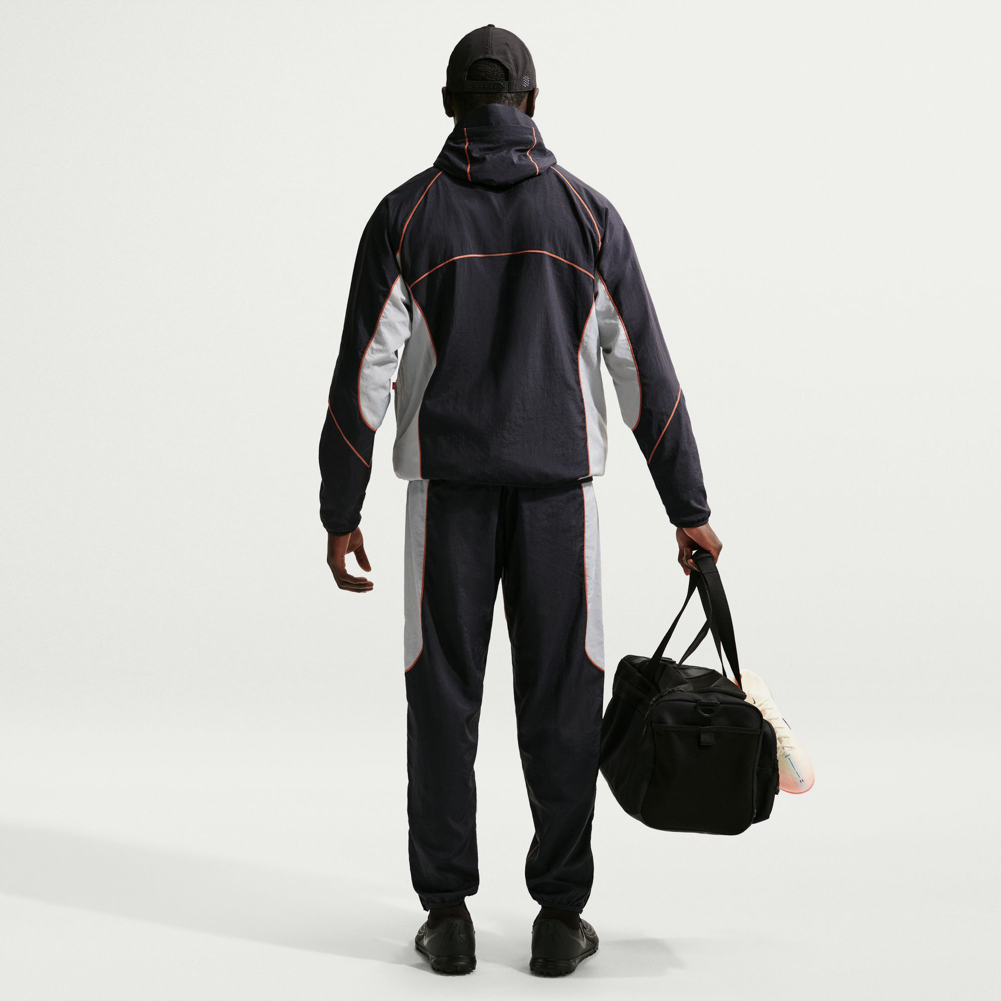 تشيلسي سترايك+ SE image number 1