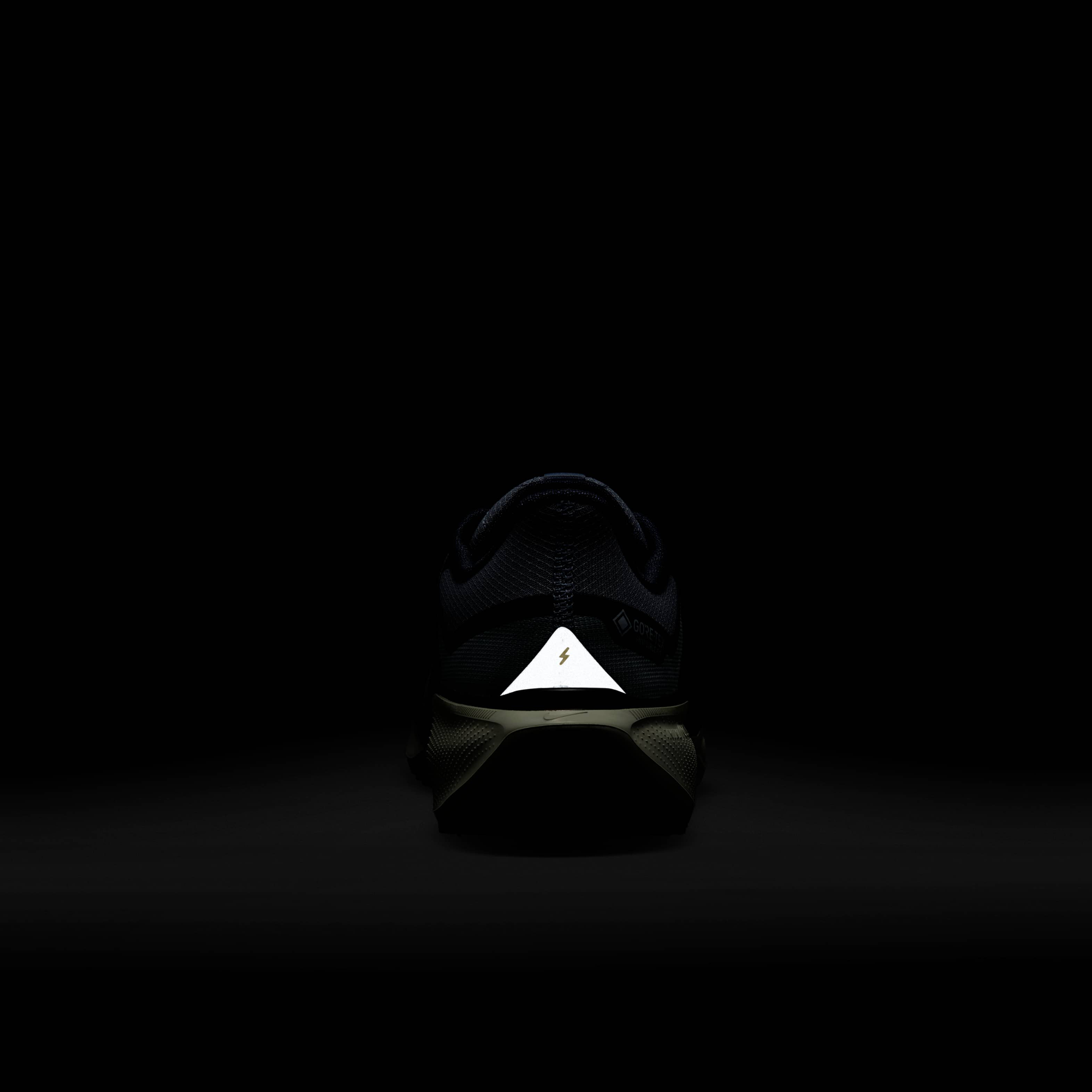 Zoom image
