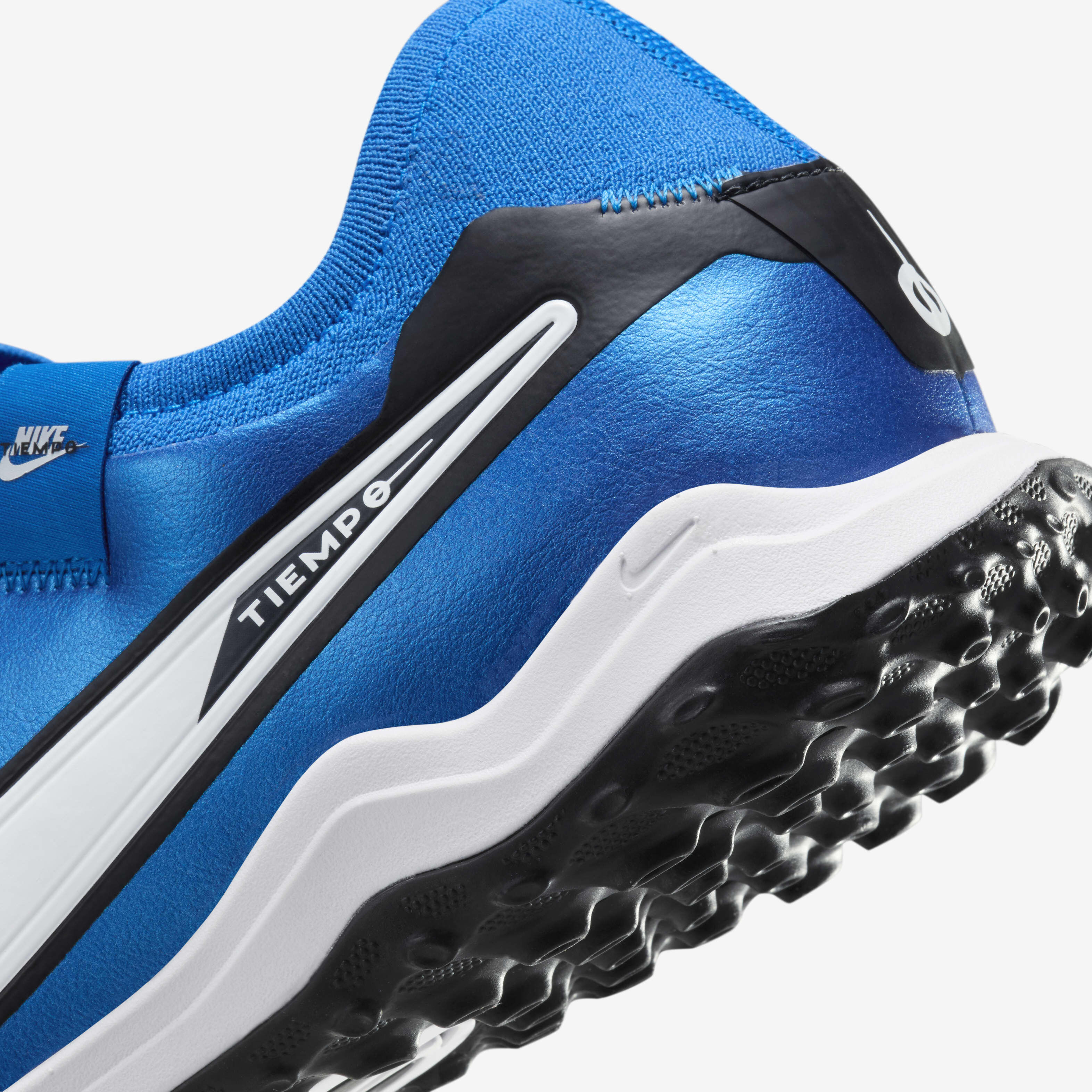 نايكي تيمبو ليجيند 10 برو image number 7