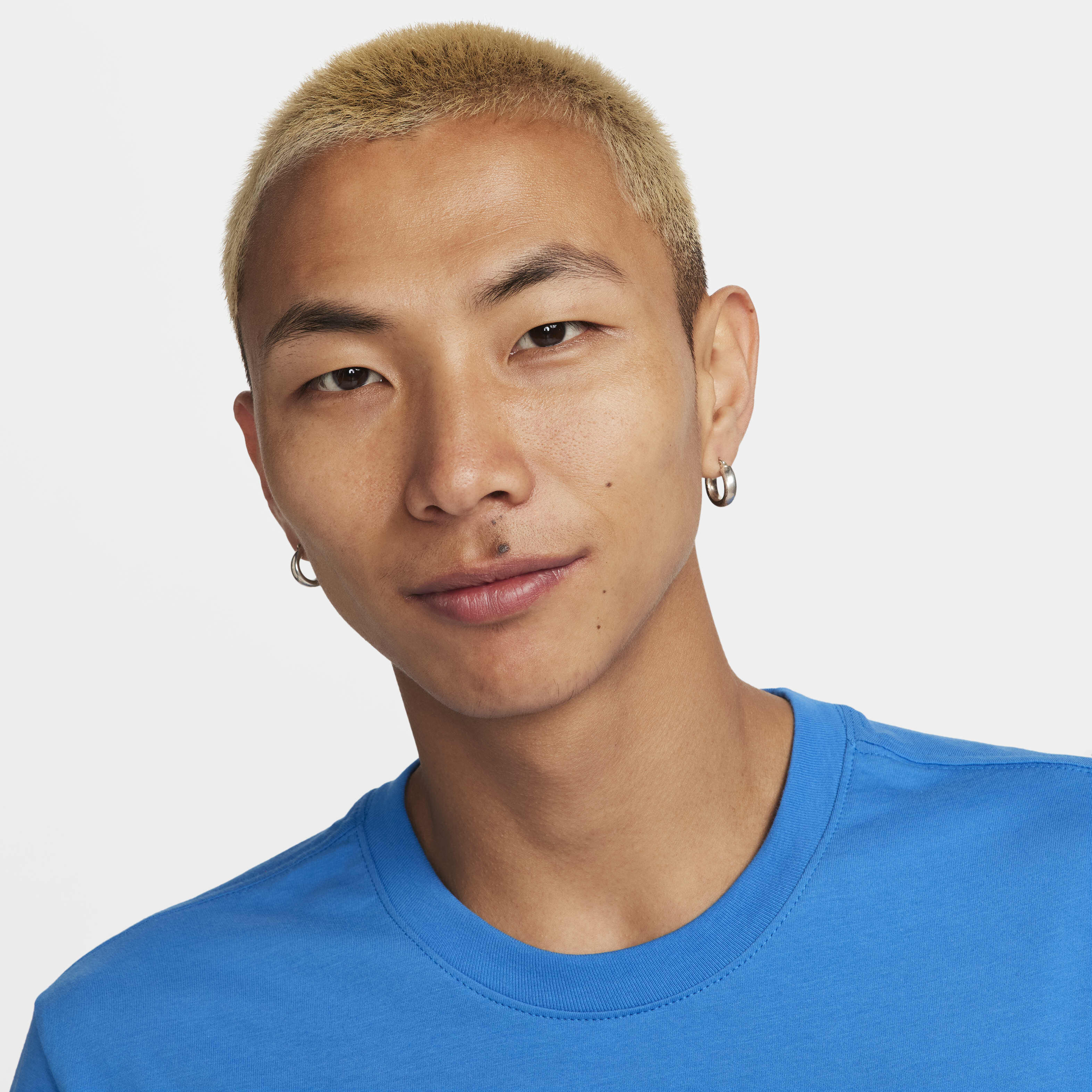 نايكي سبورتسوير image number 2