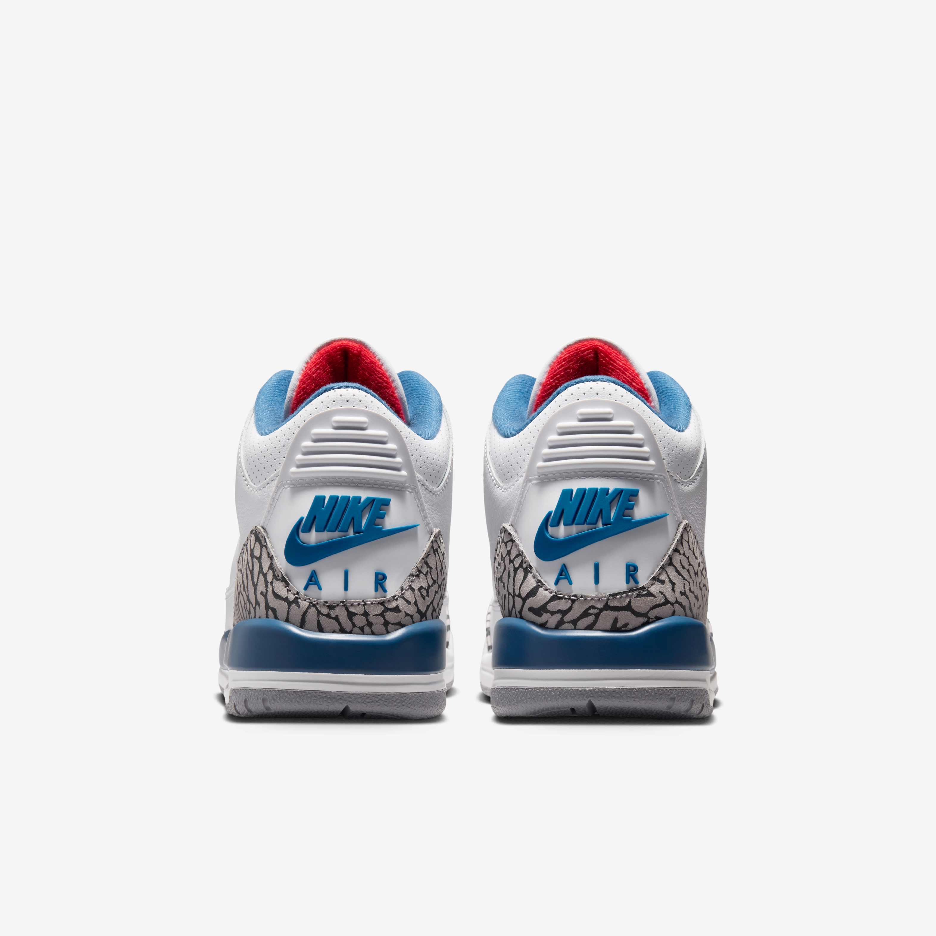 Air Jordan 3 Retro 'True Blue' image number 5