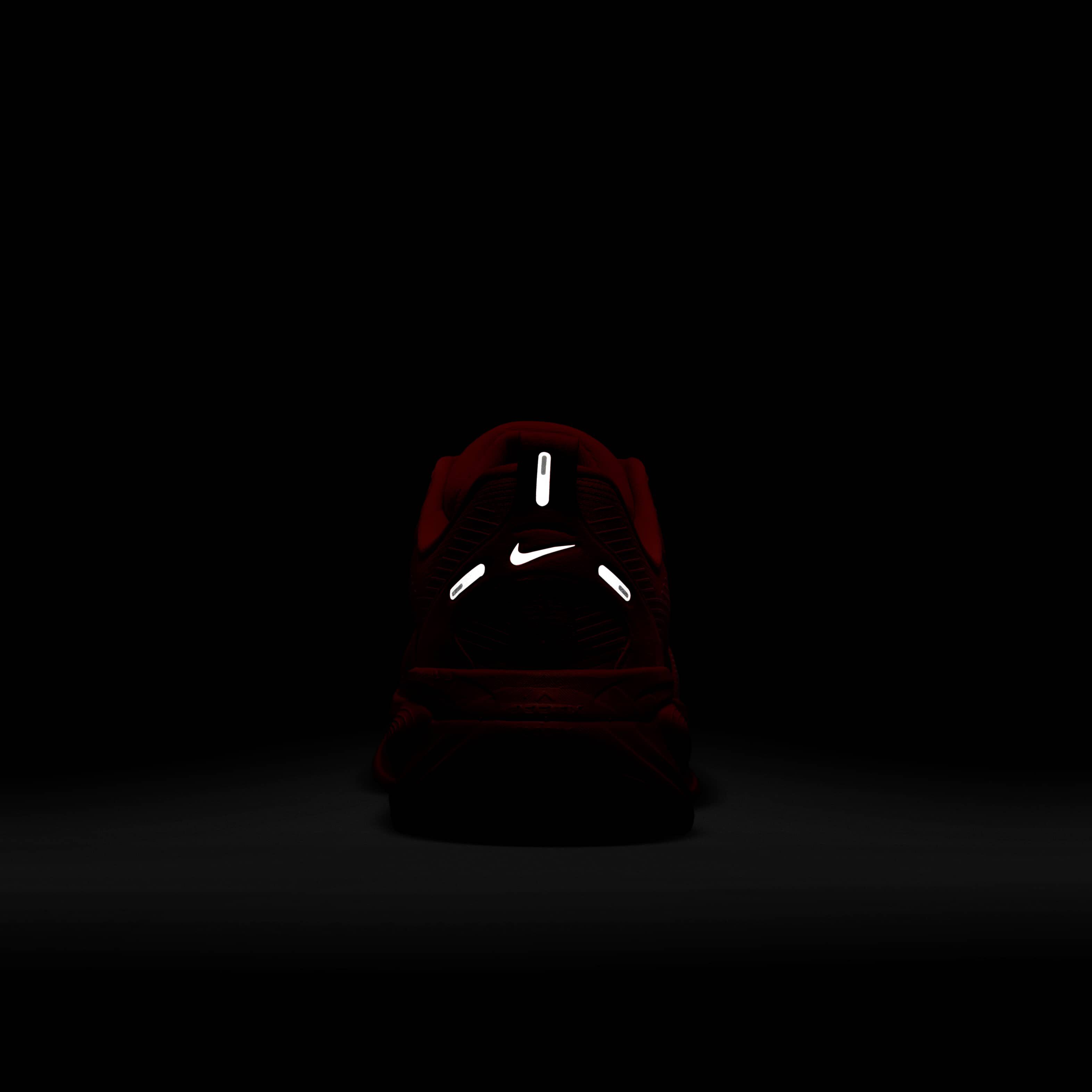 نايكي فوميرو 18 image number 8