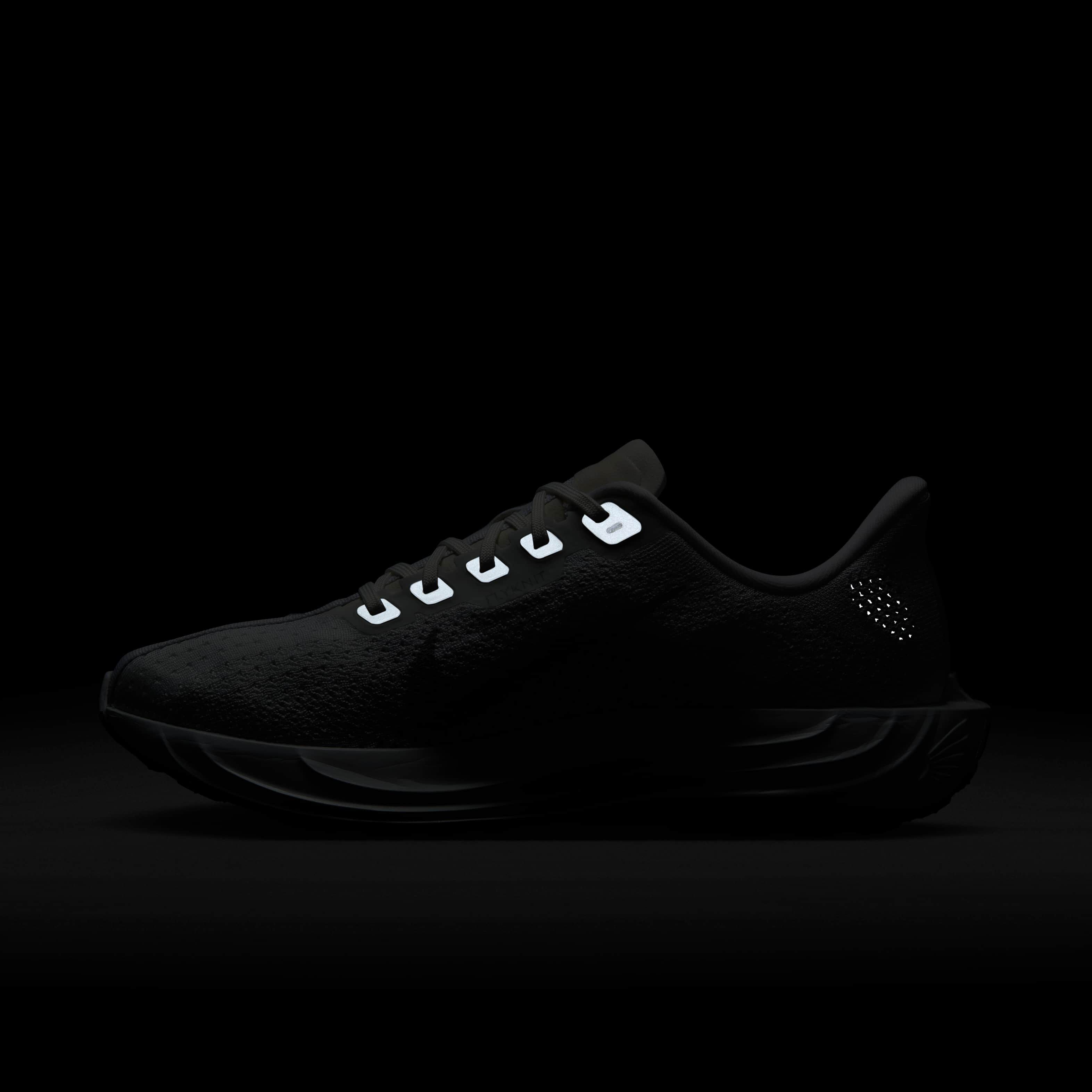 Nike Pegasus Plus image number 11