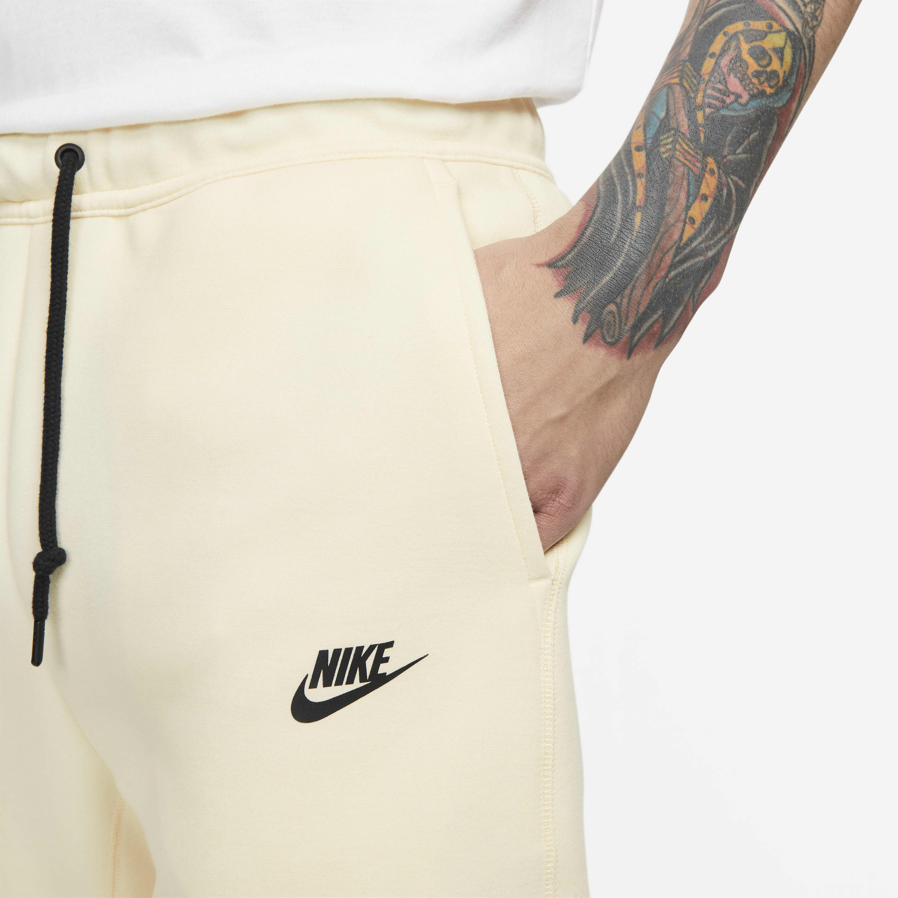 Nike taping joggers online