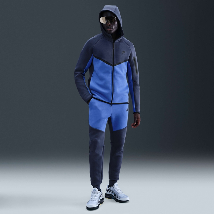 Nike Tech image number 0 Nike Tech image number 0